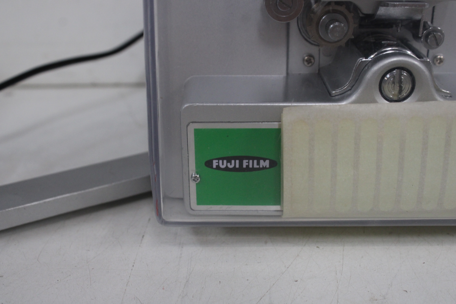 Fuji Film filmopspoelapparaat'' – foto 5 – kavel bij GSD Auctions, Zoeterwoude