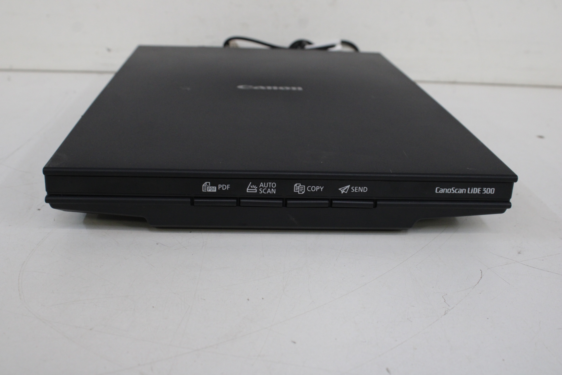 Canon CanoScan LiDE 300 Scanner'' – foto 4 – kavel bij GSD Auctions, Zoeterwoude