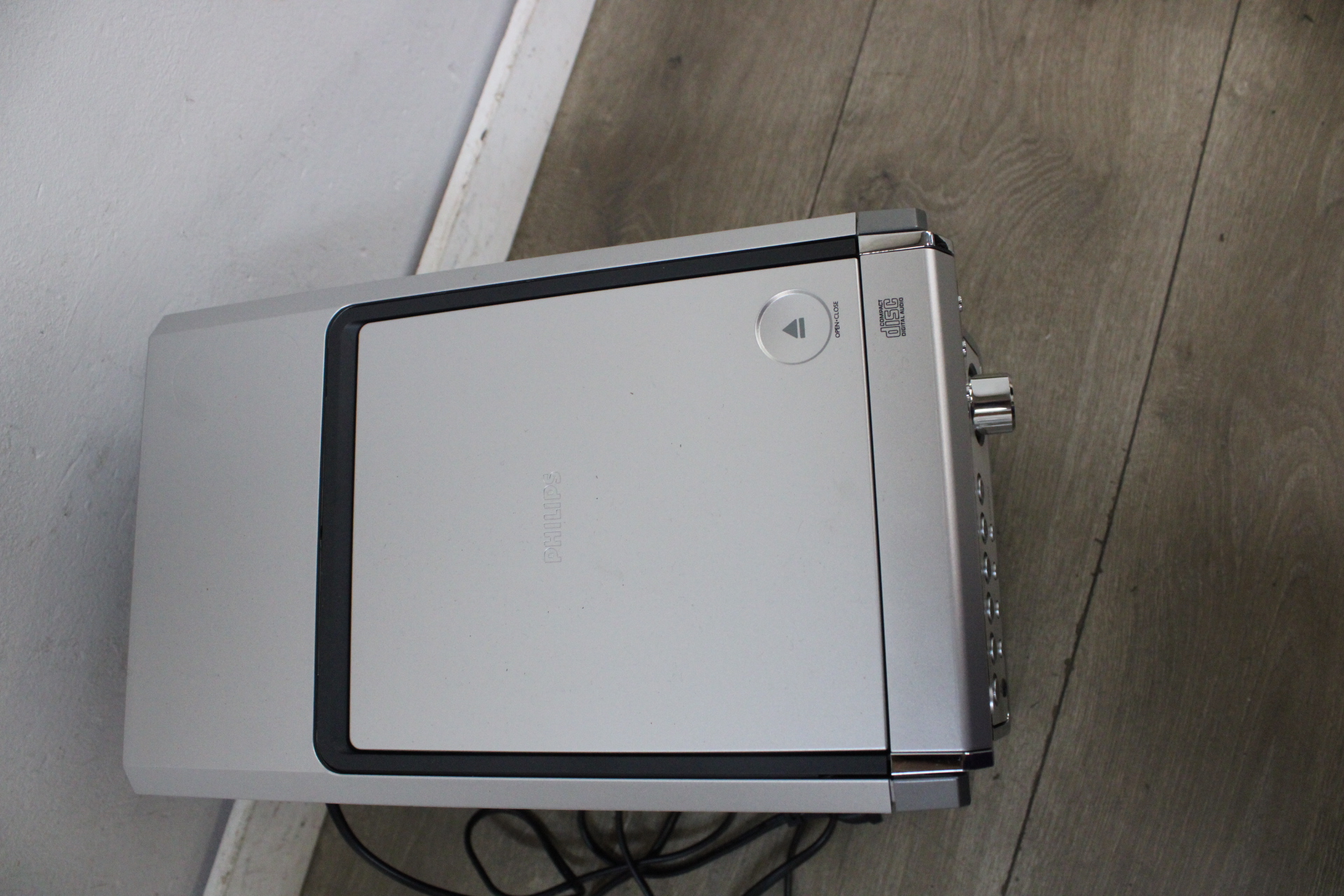 Philips MCM510 Micro Systeem Stereo'' – foto 8 – kavel bij GSD Auctions, Zoeterwoude