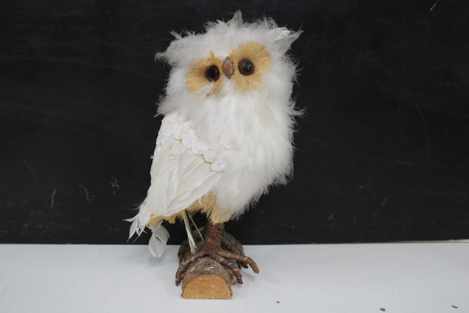 Decoratieve uil'' – foto 3 – kavel bij GSD Auctions, Zoeterwoude