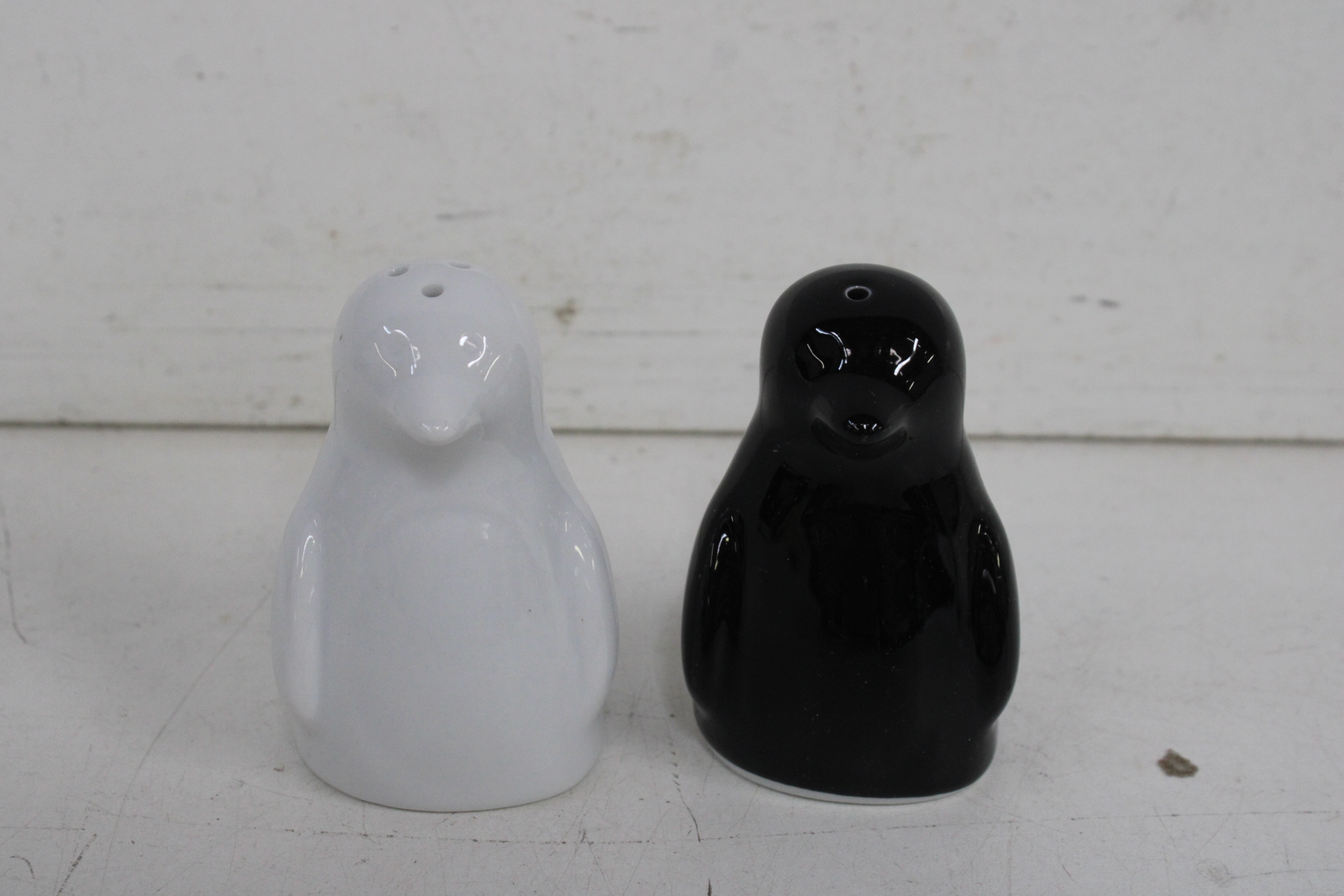 Set keramische peper- en zoutvaatjes figuren'' – foto 10 – kavel bij GSD Auctions, Zoeterwoude