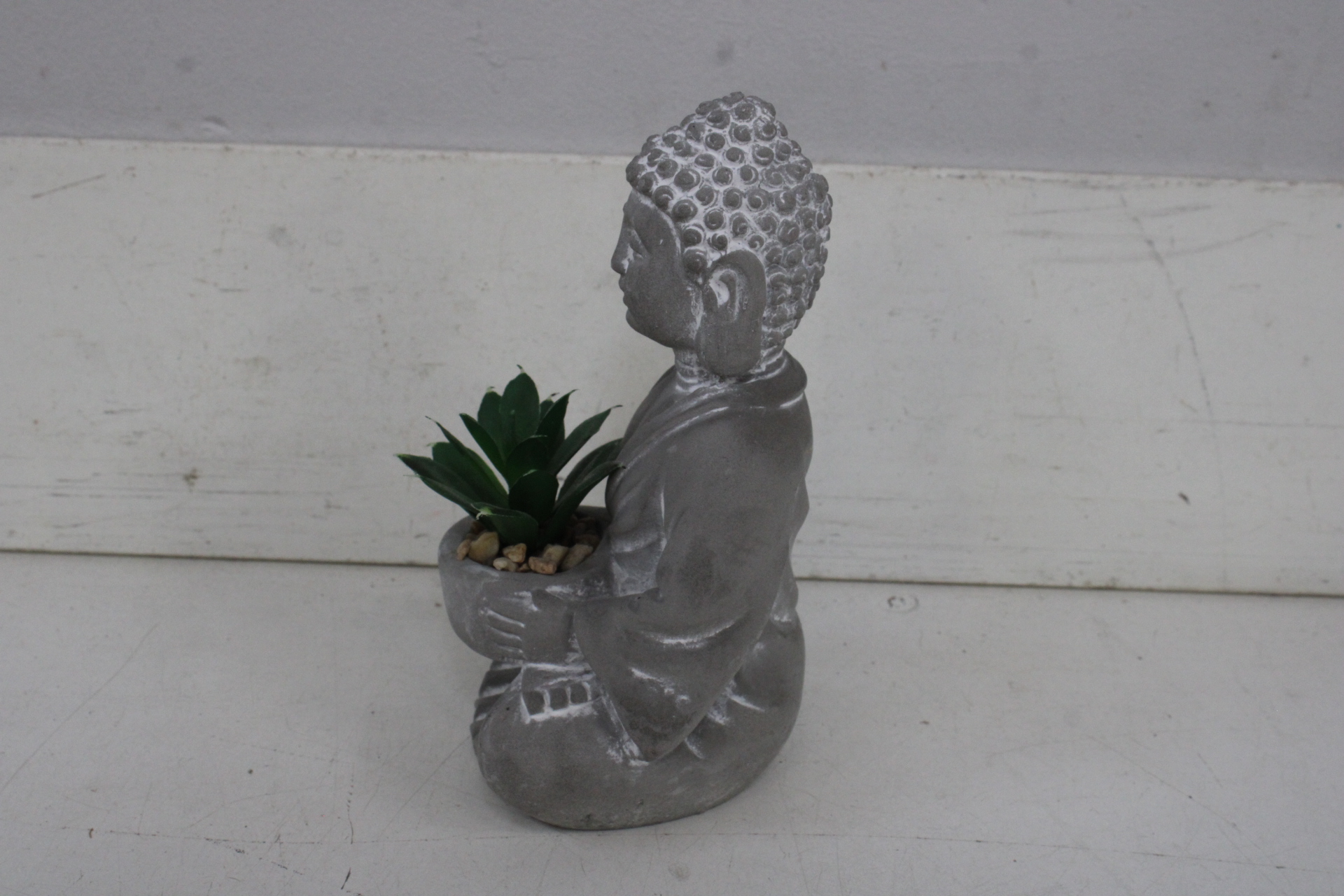 Set van twee Boeddha plantenhouders'' – foto 7 – kavel bij GSD Auctions, Zoeterwoude