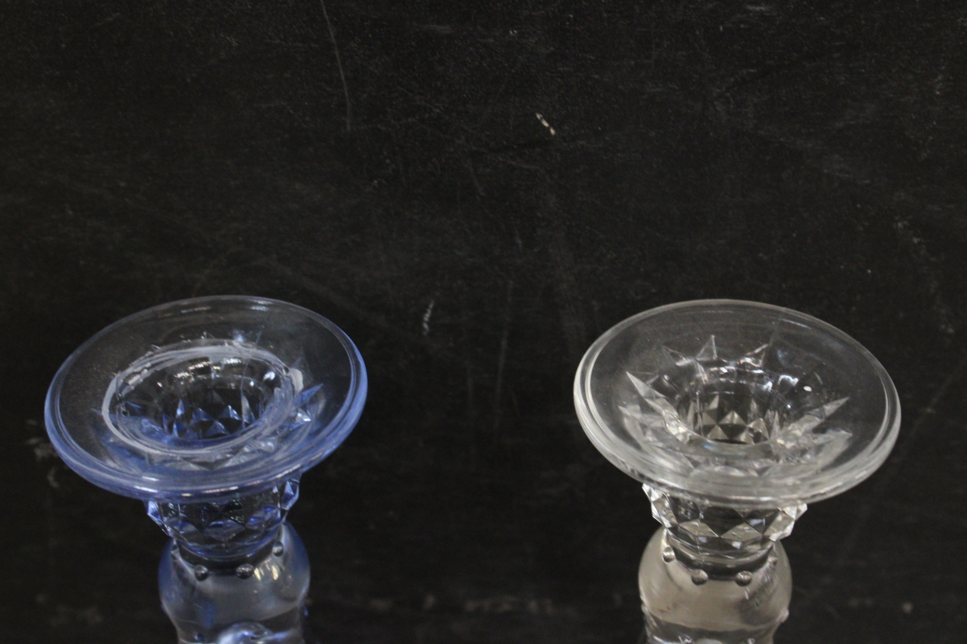 Set van vier glazen kandelaars'' – foto 4 – kavel bij GSD Auctions, Zoeterwoude