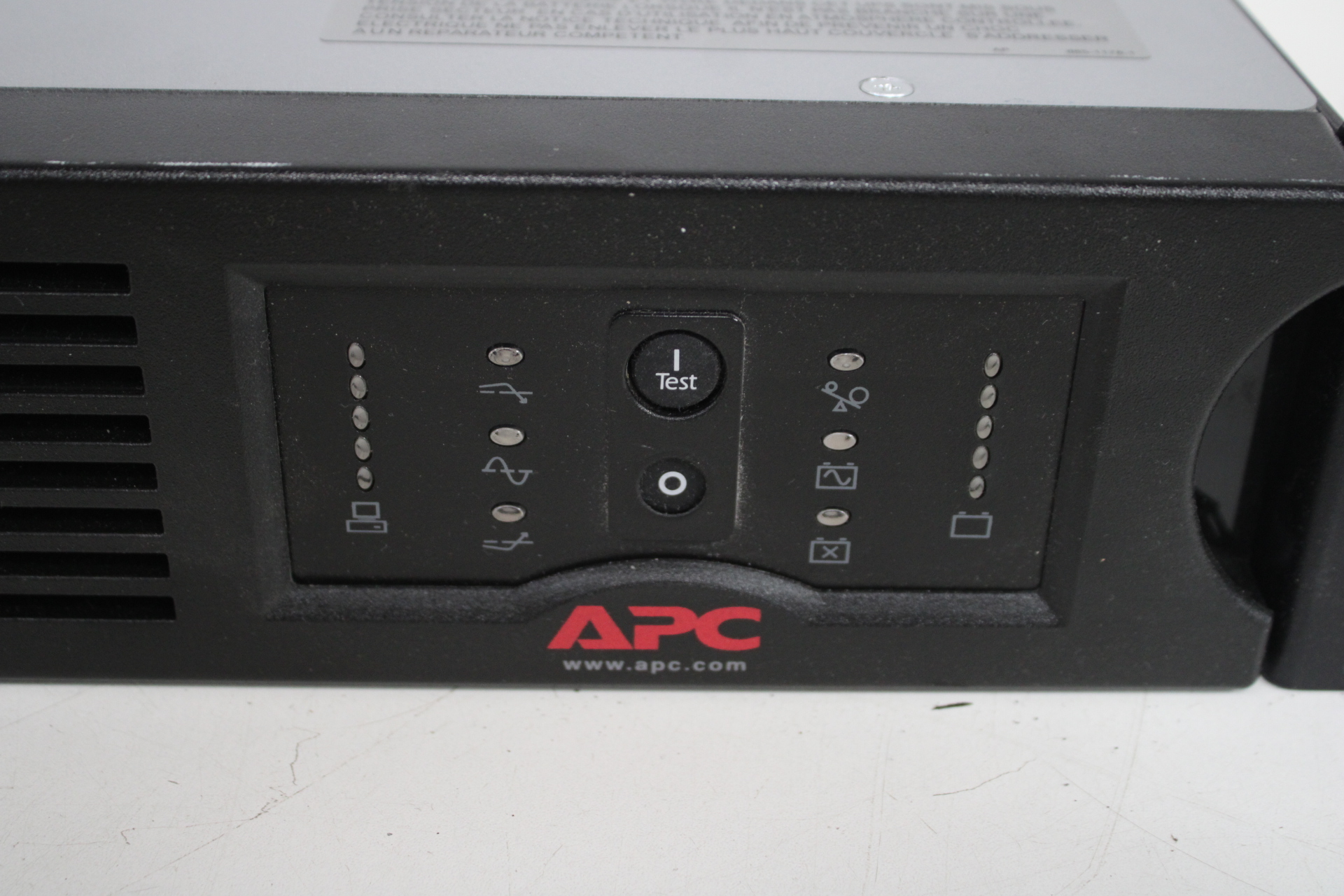APC Smart-UPS 1500 rackmount batterij backup – foto 5 – kavel bij GSD Auctions, Zoeterwoude
