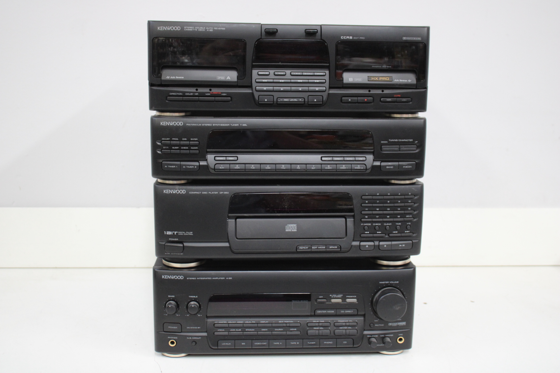 Kenwood stereoset - cassette, tuner, CD speler, versterker – foto 3 – kavel bij GSD Auctions, Zoeterwoude