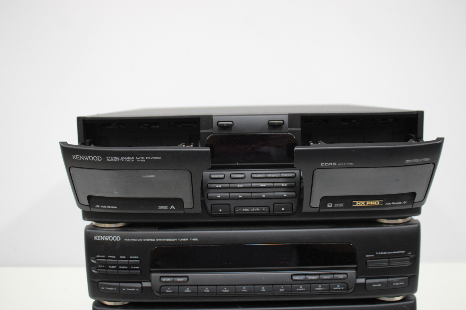 Kenwood stereoset - cassette, tuner, CD speler, versterker – foto 7 – kavel bij GSD Auctions, Zoeterwoude