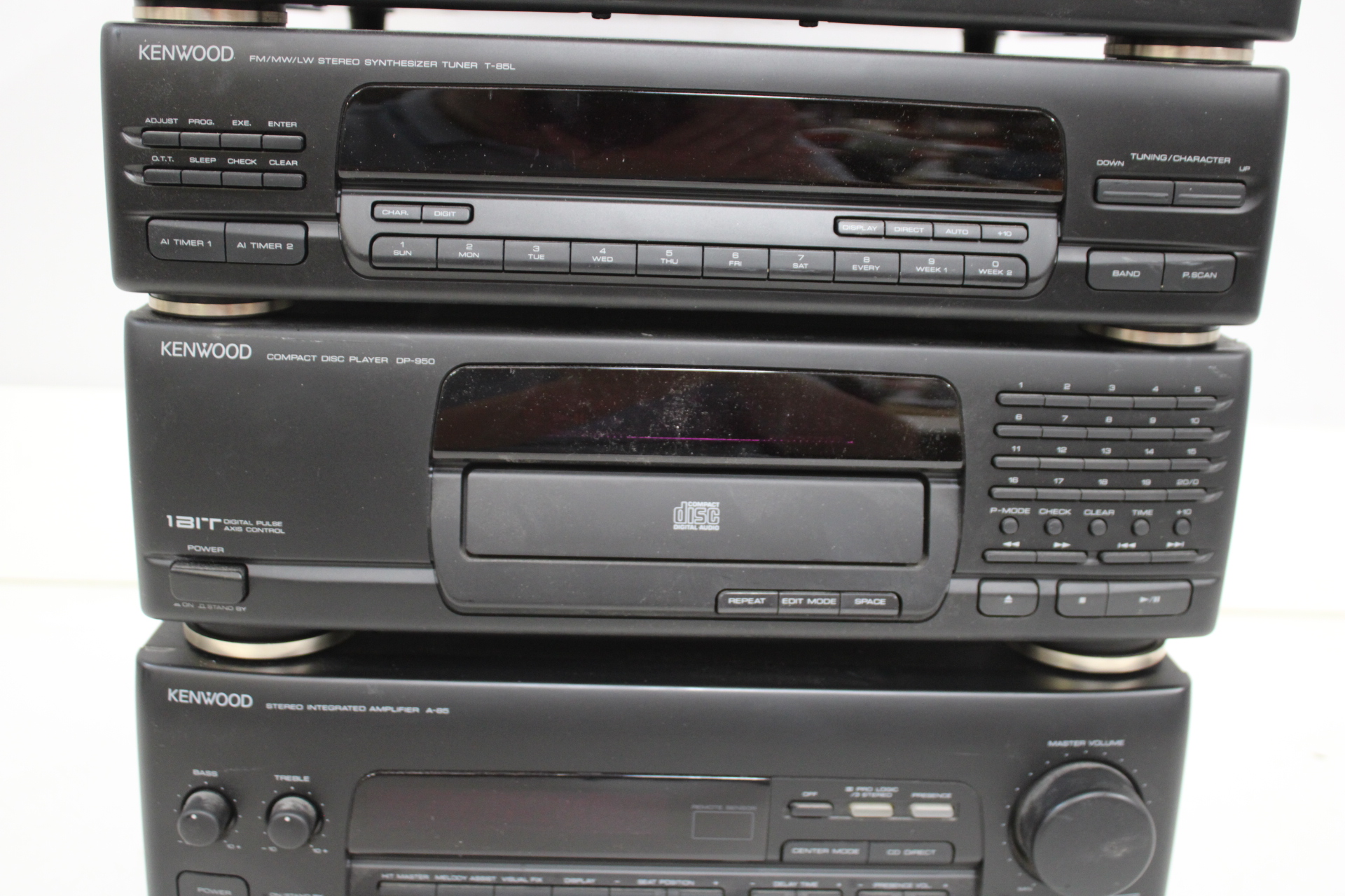 Kenwood stereoset - cassette, tuner, CD speler, versterker – foto 10 – kavel bij GSD Auctions, Zoeterwoude