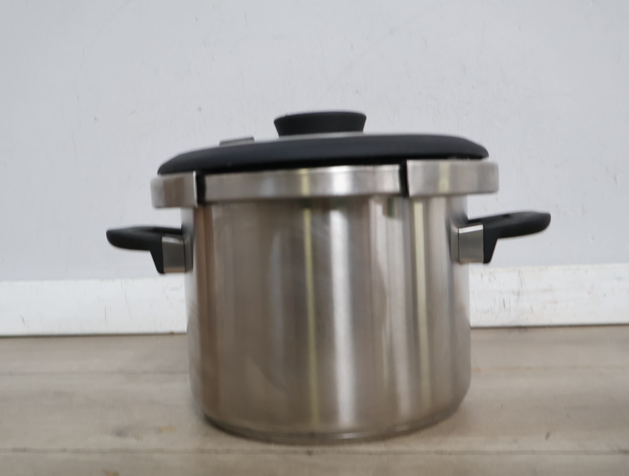 RVS snelkookpan met deksel – foto 6 – kavel bij GSD Auctions, Zoeterwoude