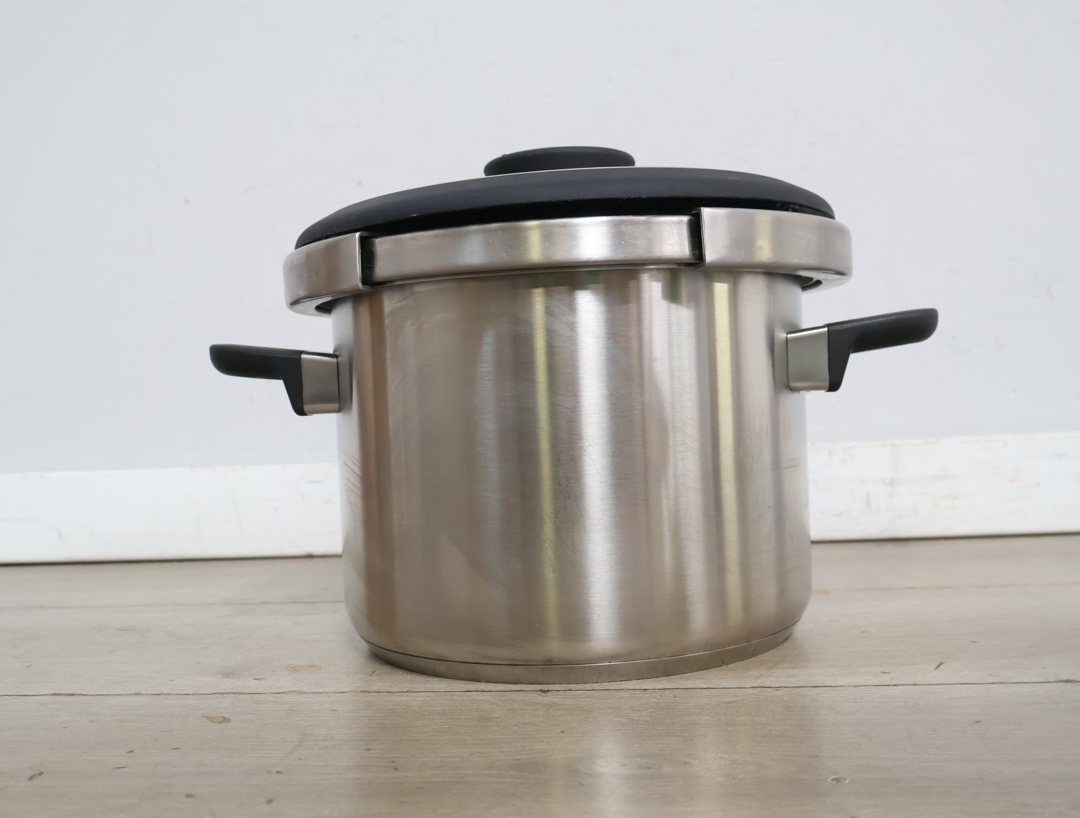 RVS snelkookpan met deksel – foto 7 – kavel bij GSD Auctions, Zoeterwoude