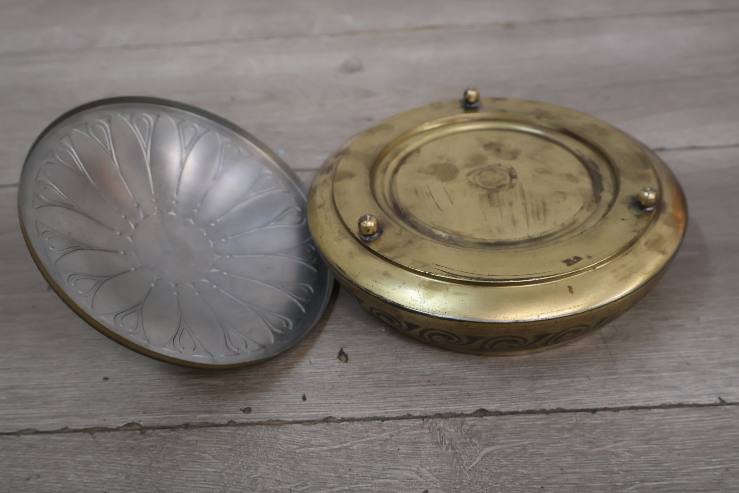Antieke messing dekselpot – foto 8 – kavel bij GSD Auctions, Zoeterwoude