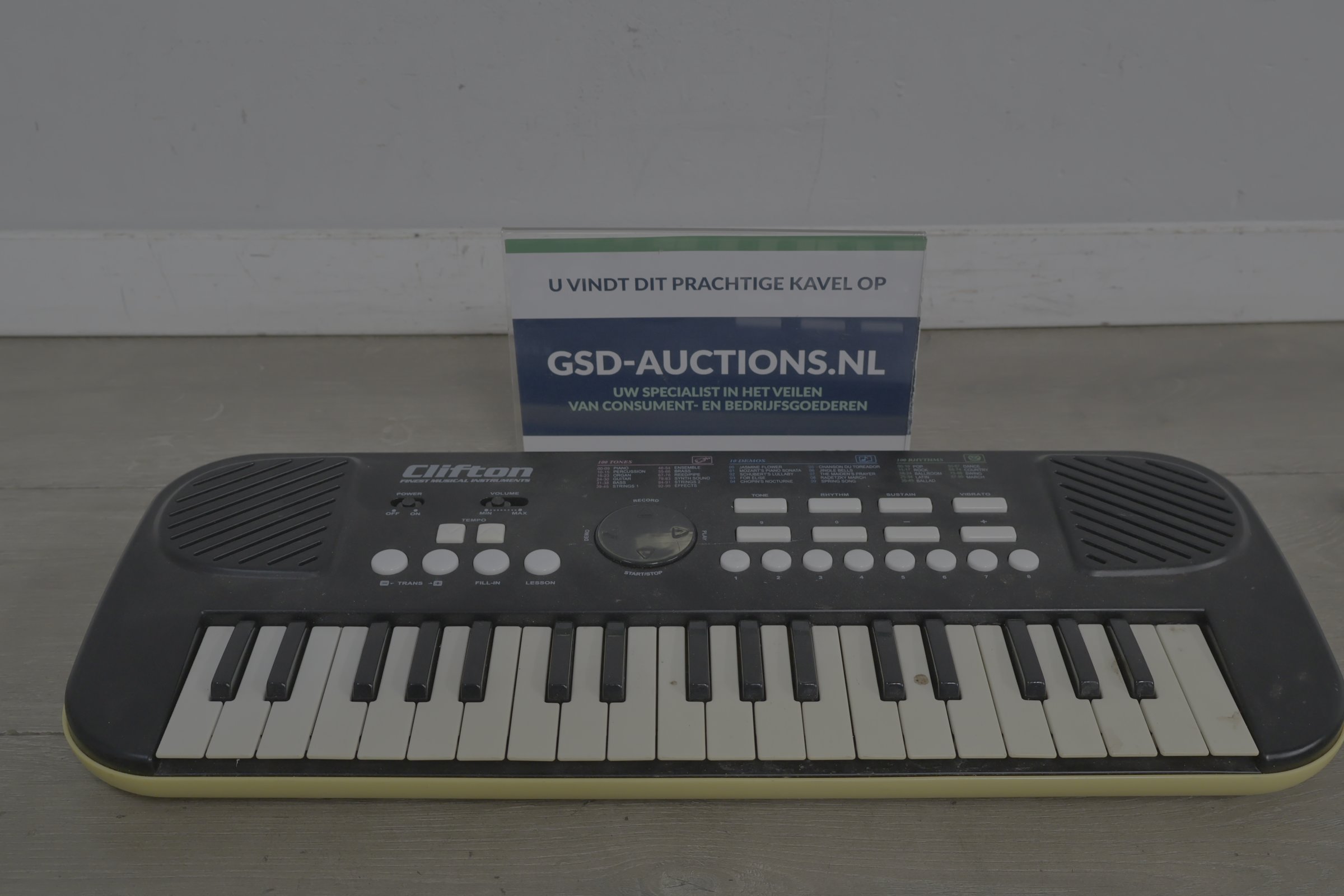 Elektronisch Clifton keyboard – kavel bij GSD Auctions, Zoeterwoude