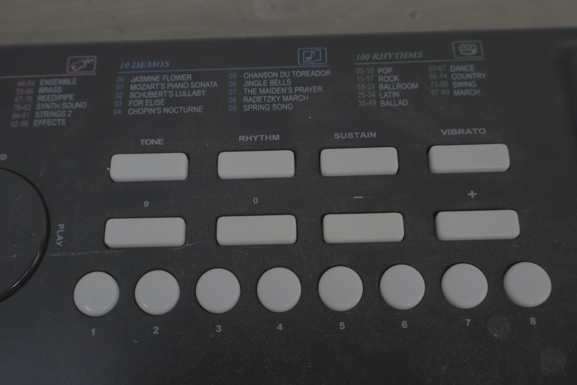 Elektronisch Clifton keyboard – foto 7 – kavel bij GSD Auctions, Zoeterwoude