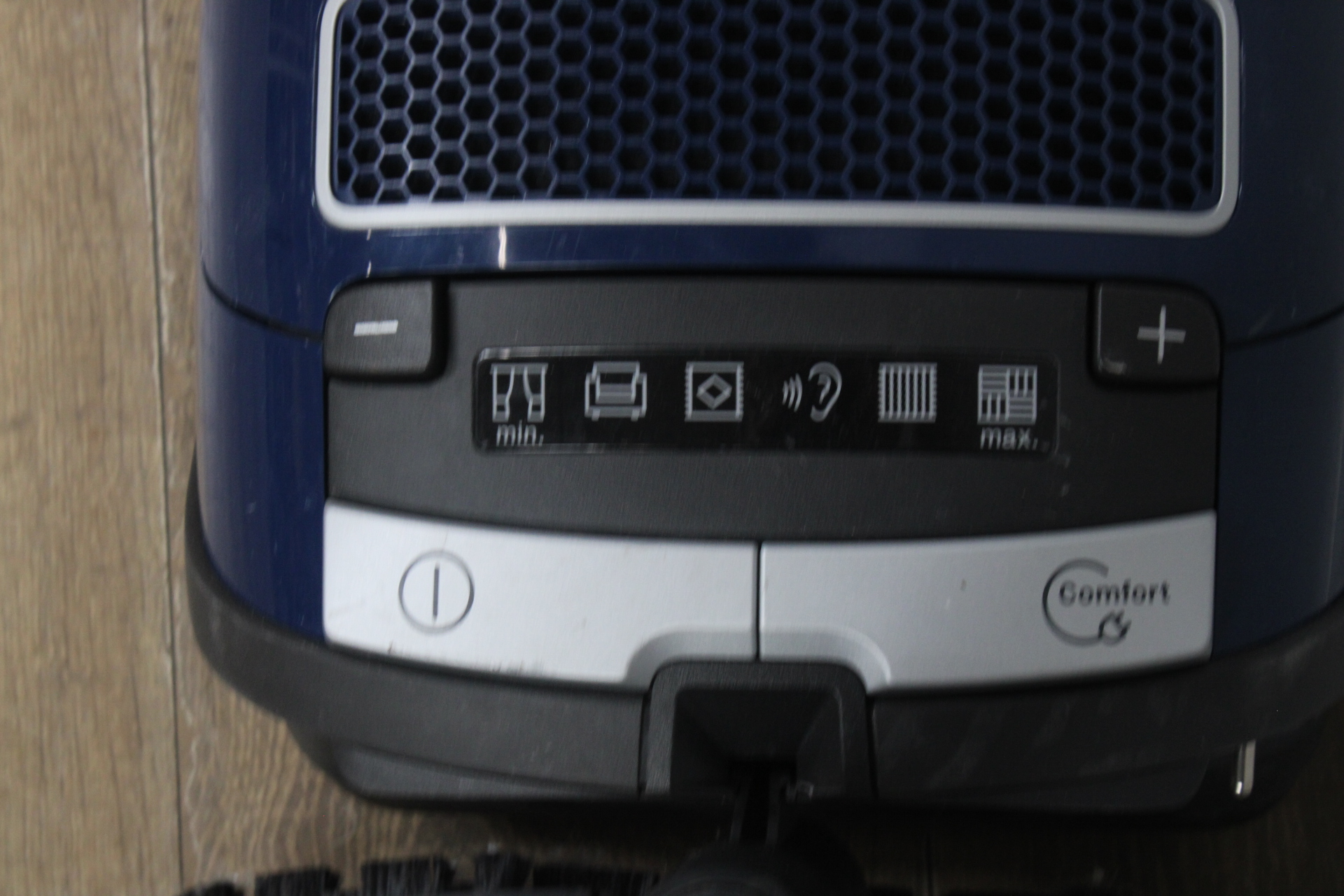 Miele Complete C3 Stofzuiger – foto 4 – kavel bij GSD Auctions, Zoeterwoude