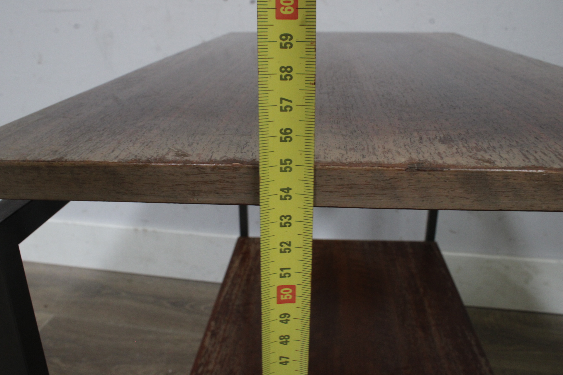 Vintage metalen trolley met houten fineerbladen – foto 9 – kavel bij GSD Auctions, Zoeterwoude