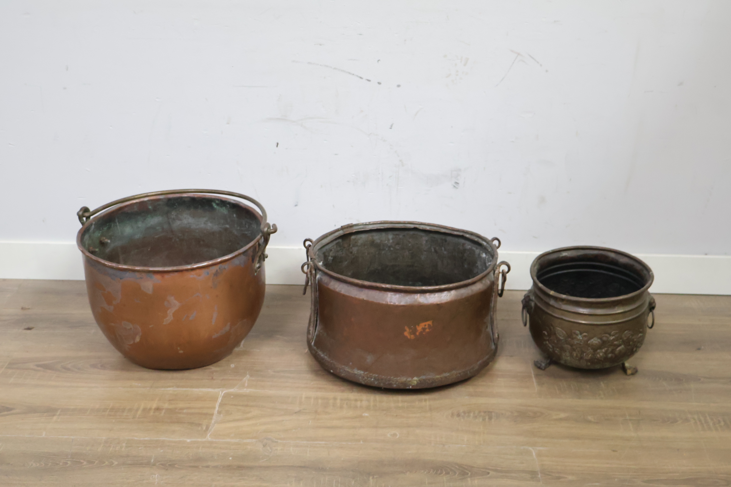 Set van drie koperen ketels – foto 5 – kavel bij GSD Auctions, Zoeterwoude