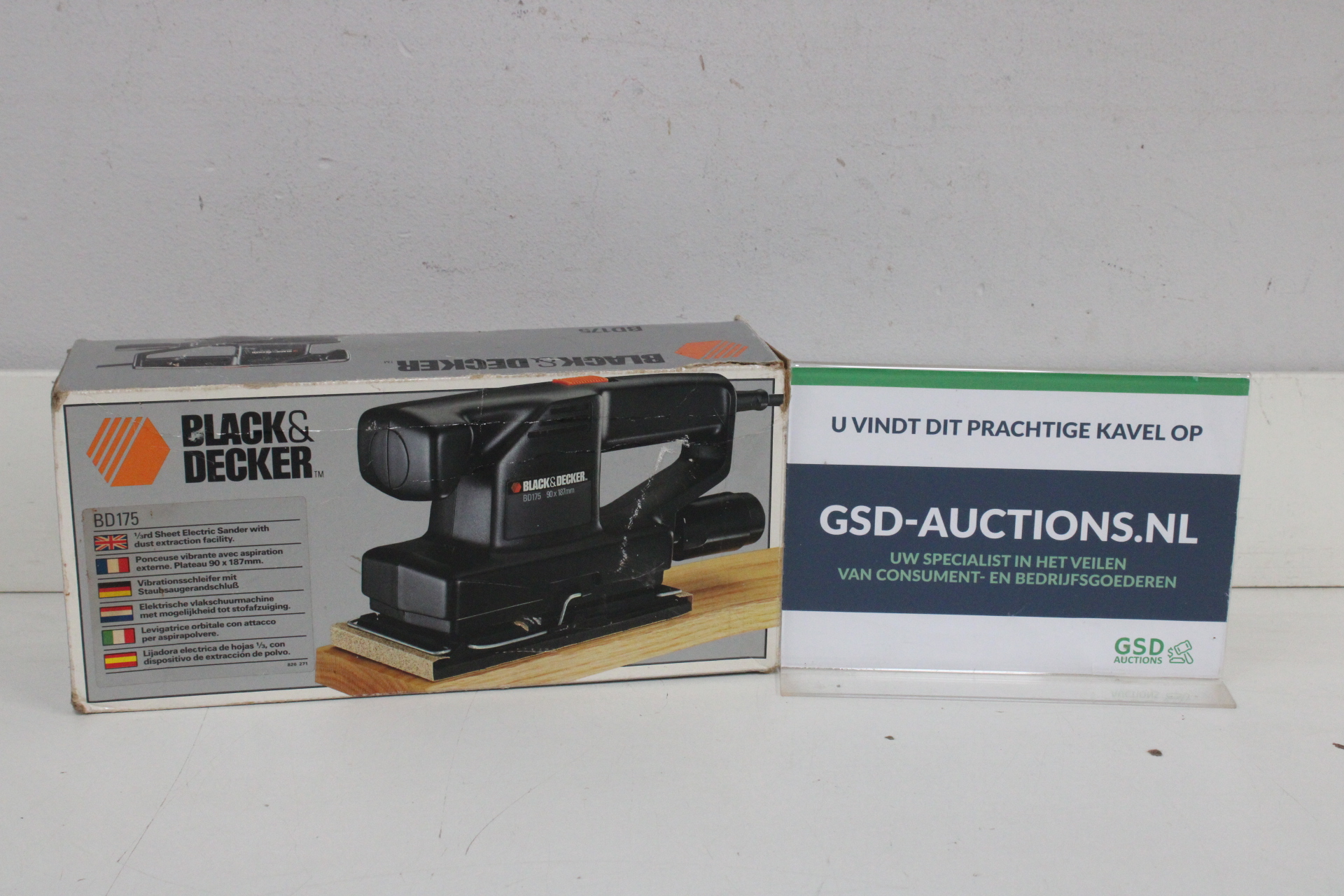 Black & Decker vlakschuurmachine – kavel bij GSD Auctions, Zoeterwoude