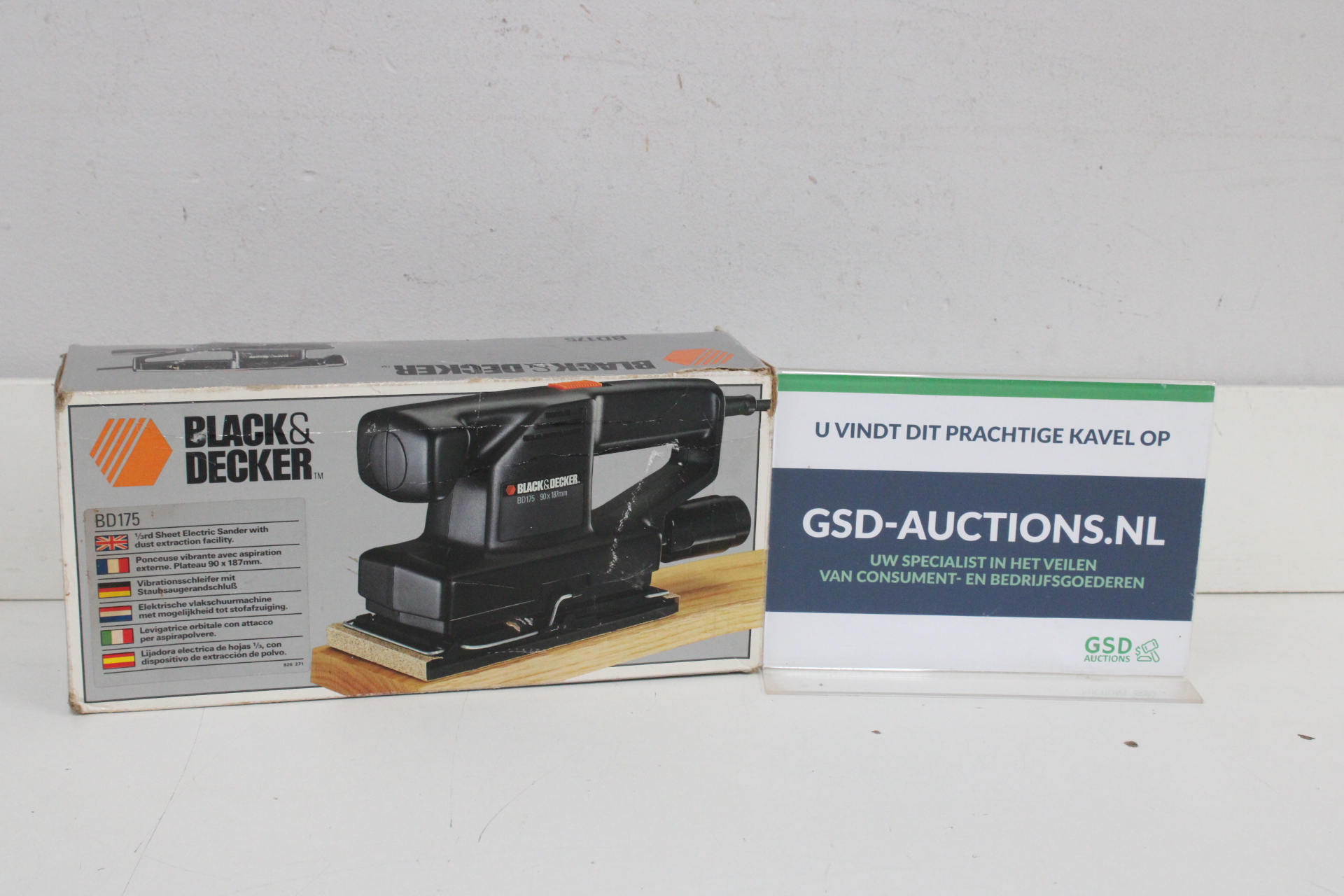 Black & Decker vlakschuurmachine – foto 2 – kavel bij GSD Auctions, Zoeterwoude
