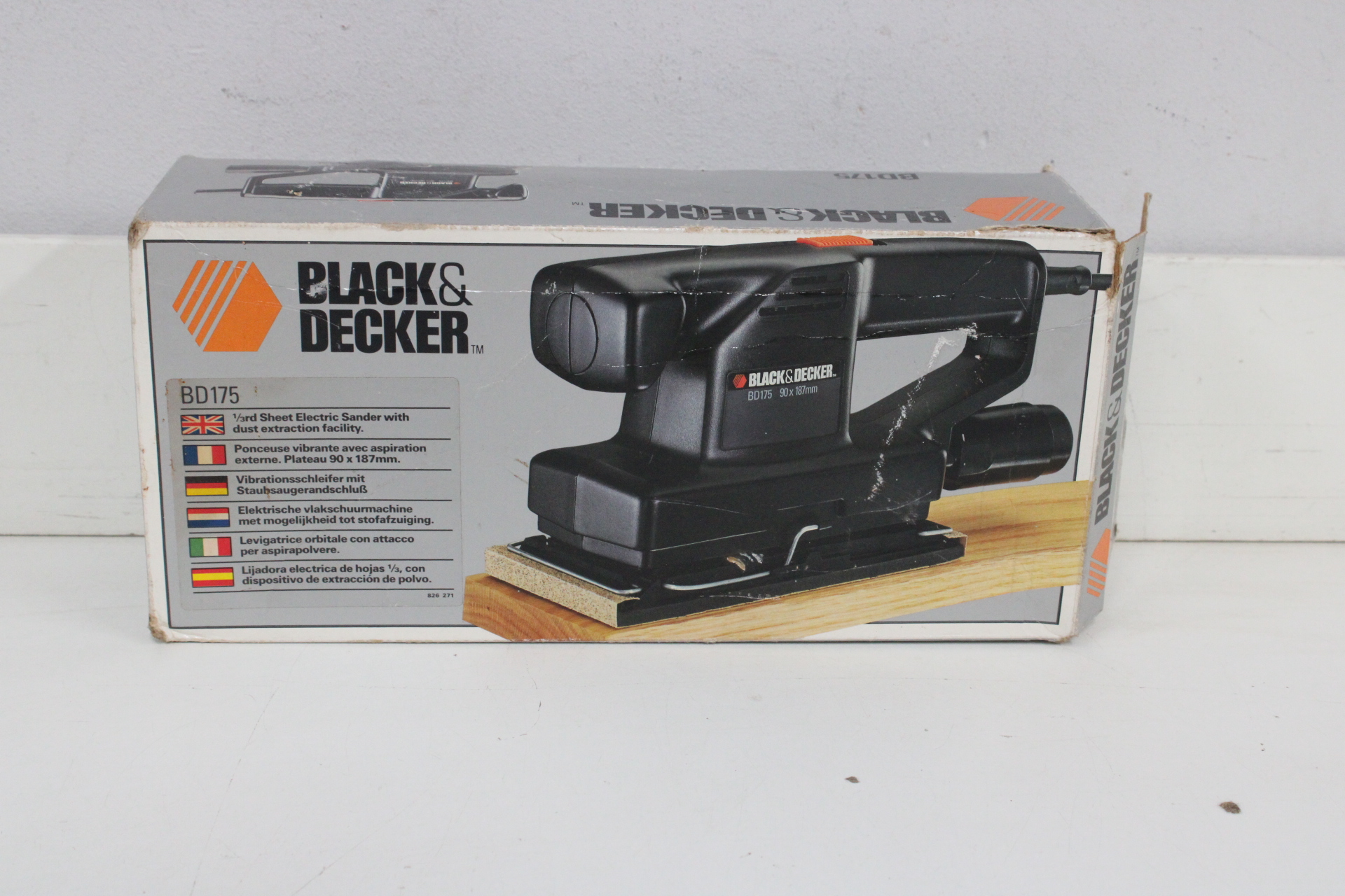 Black & Decker vlakschuurmachine – foto 3 – kavel bij GSD Auctions, Zoeterwoude