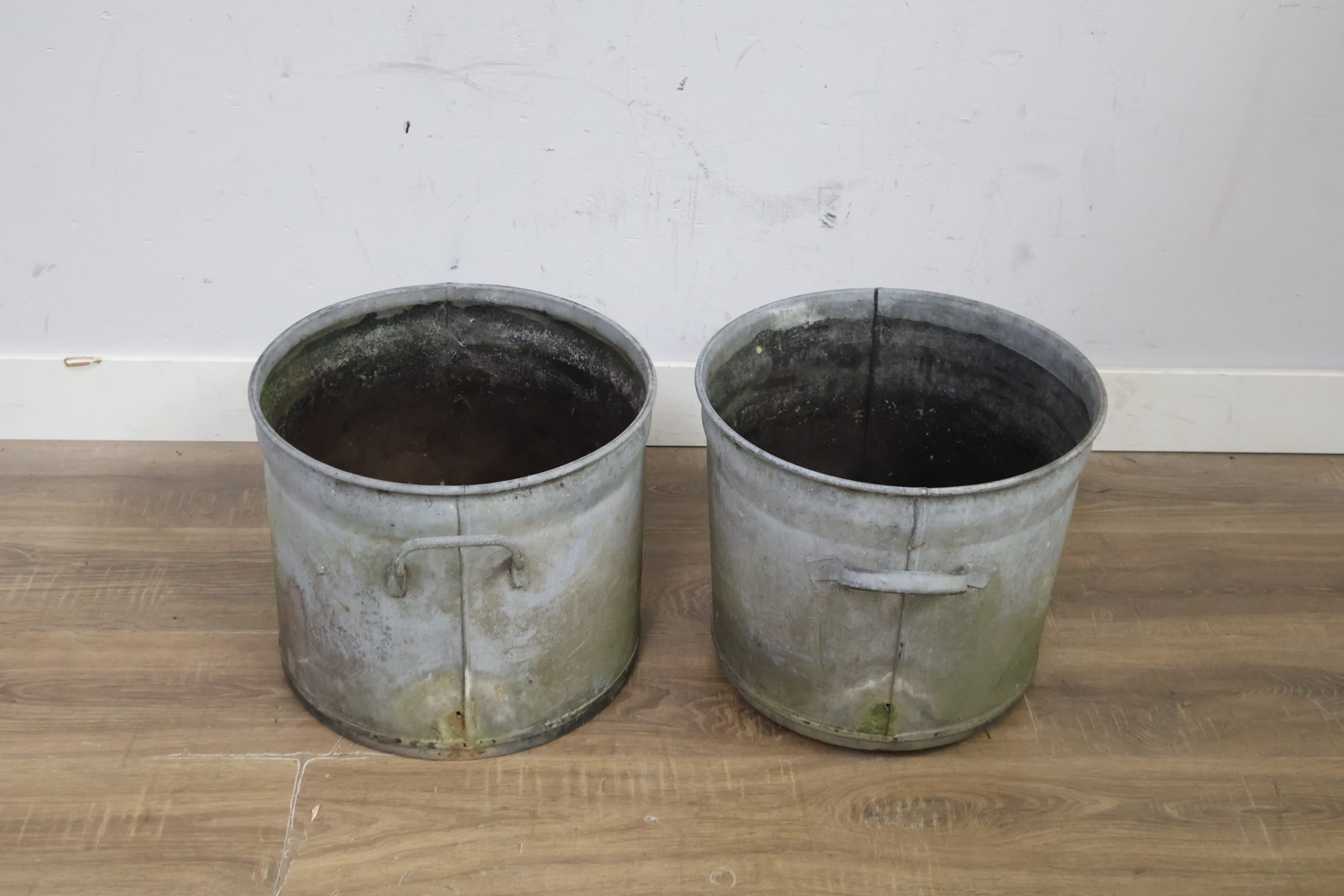 Set Zinken oude emmers – foto 4 – kavel bij GSD Auctions, Zoeterwoude