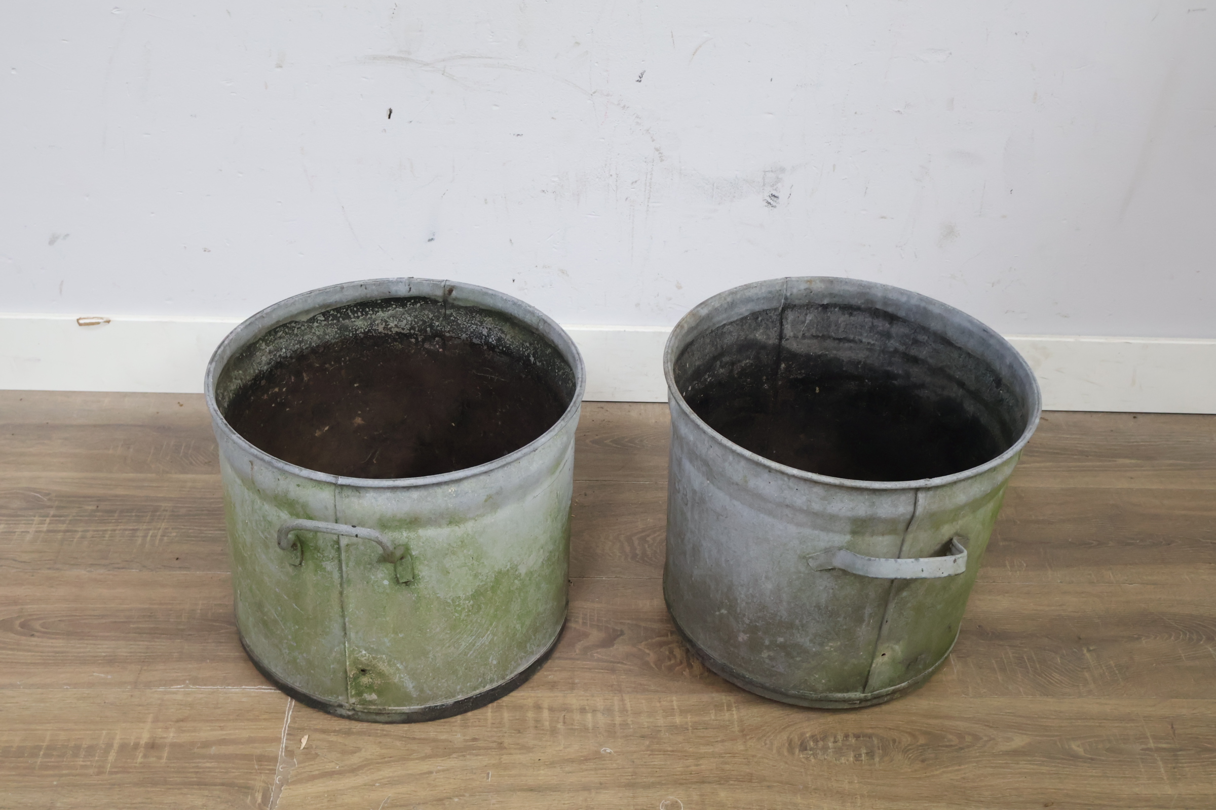 Set Zinken oude emmers – foto 8 – kavel bij GSD Auctions, Zoeterwoude