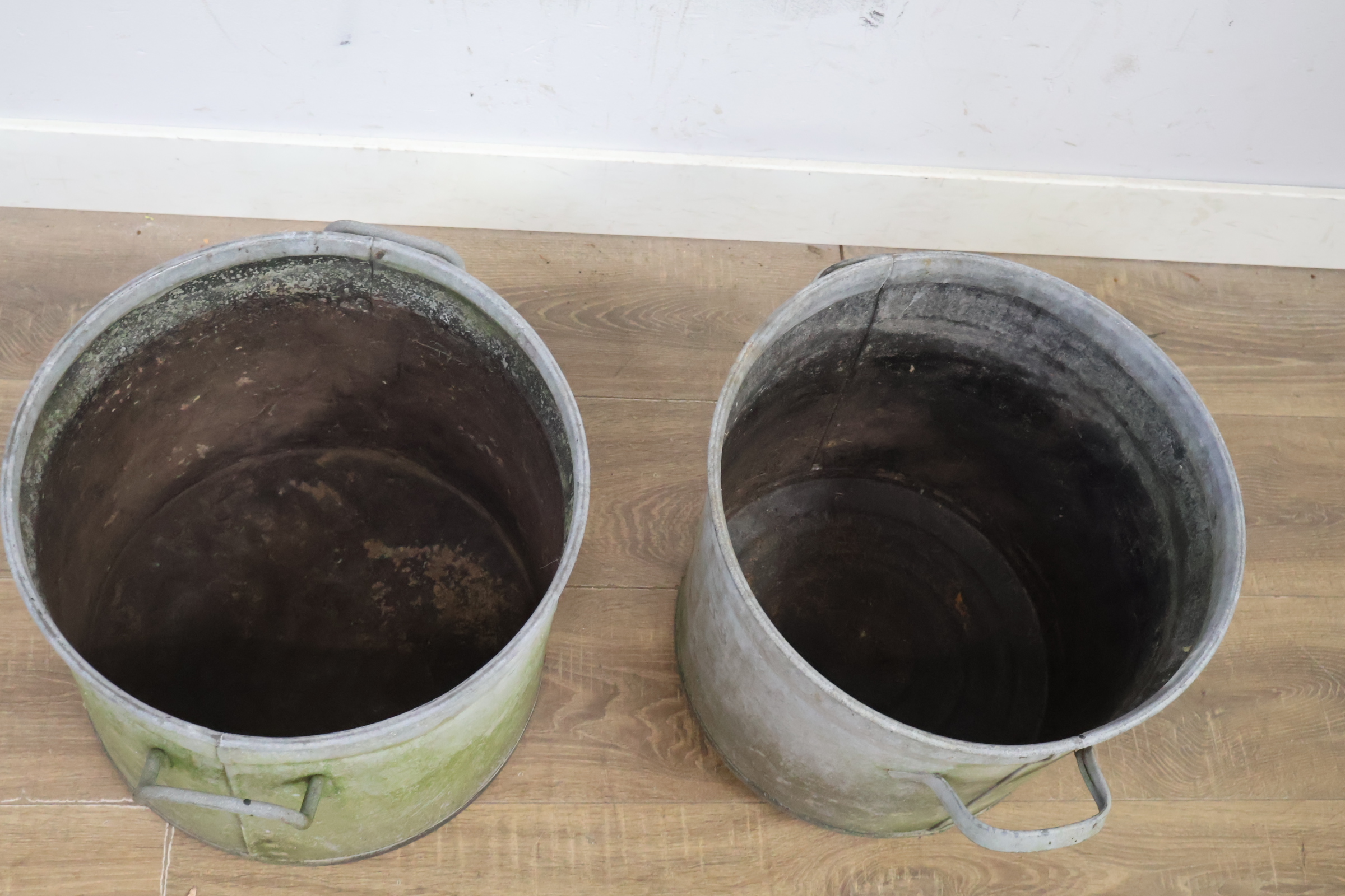 Set Zinken oude emmers – foto 9 – kavel bij GSD Auctions, Zoeterwoude