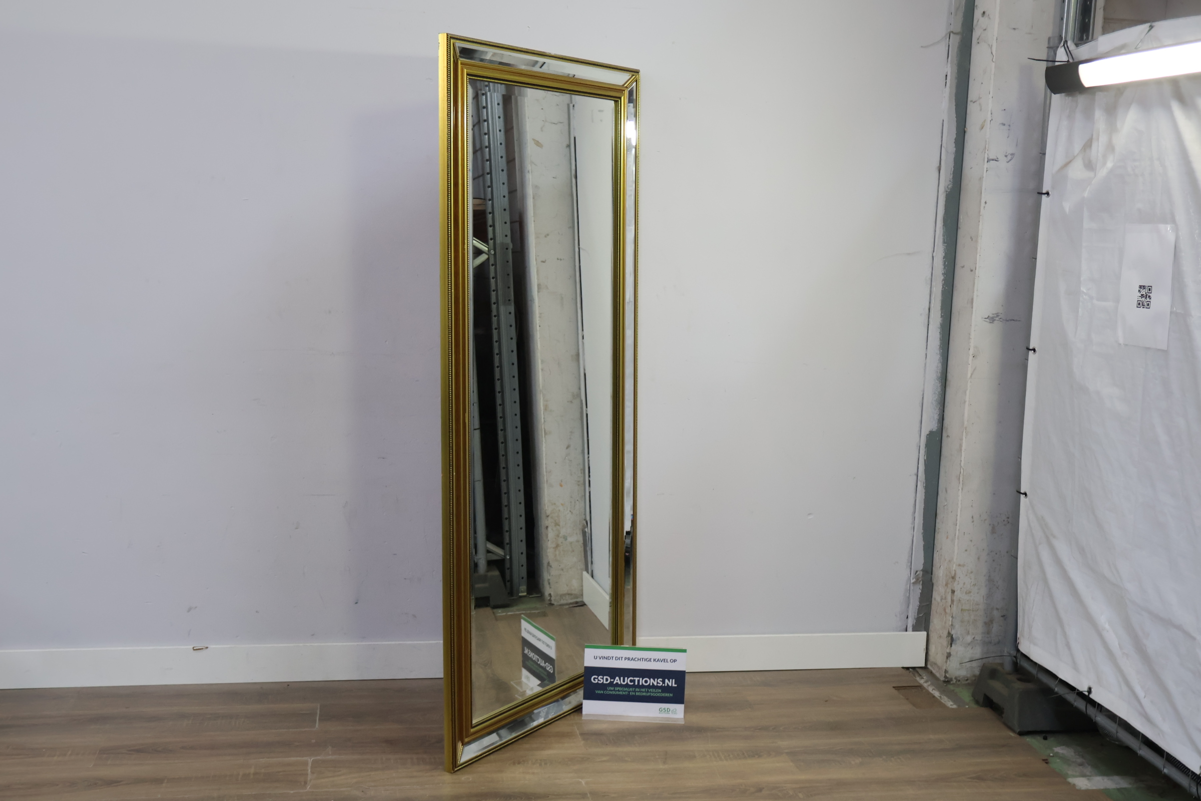 Grote Staande spiegel met gouden lijst – foto 2 – kavel bij GSD Auctions, Zoeterwoude
