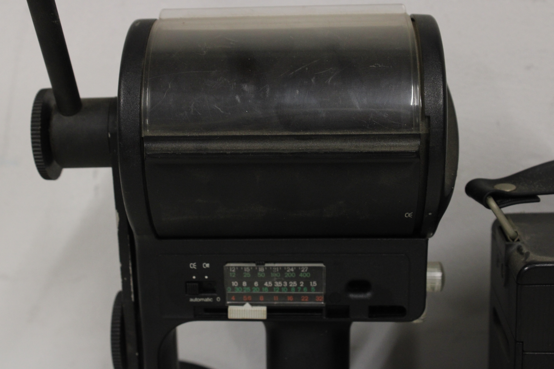 Braun F900 Professional – foto 4 – kavel bij GSD Auctions, Zoeterwoude