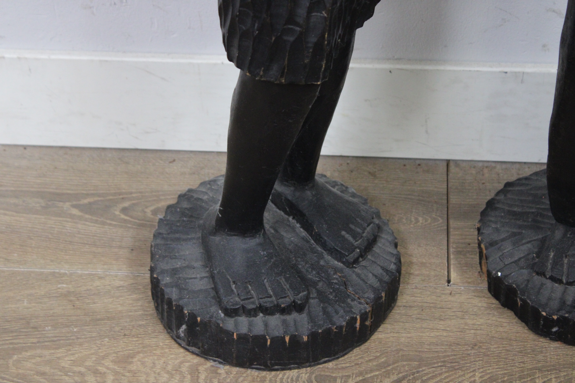 Grote Houten Afrikaanse beelden man en vrouw - 102 cm – foto 6 – kavel bij GSD Auctions, Zoeterwoude