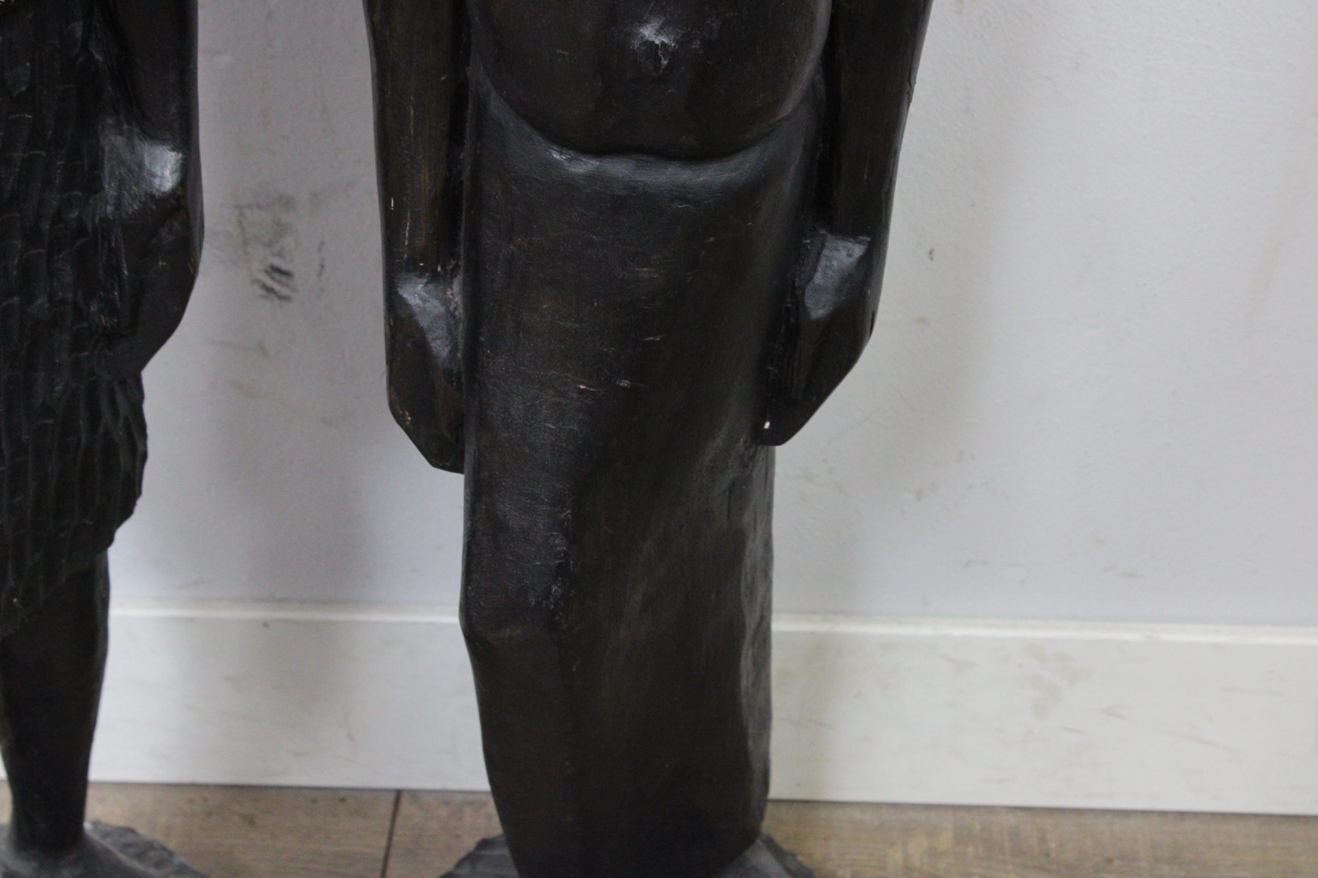 Grote Houten Afrikaanse beelden man en vrouw - 102 cm – foto 9 – kavel bij GSD Auctions, Zoeterwoude