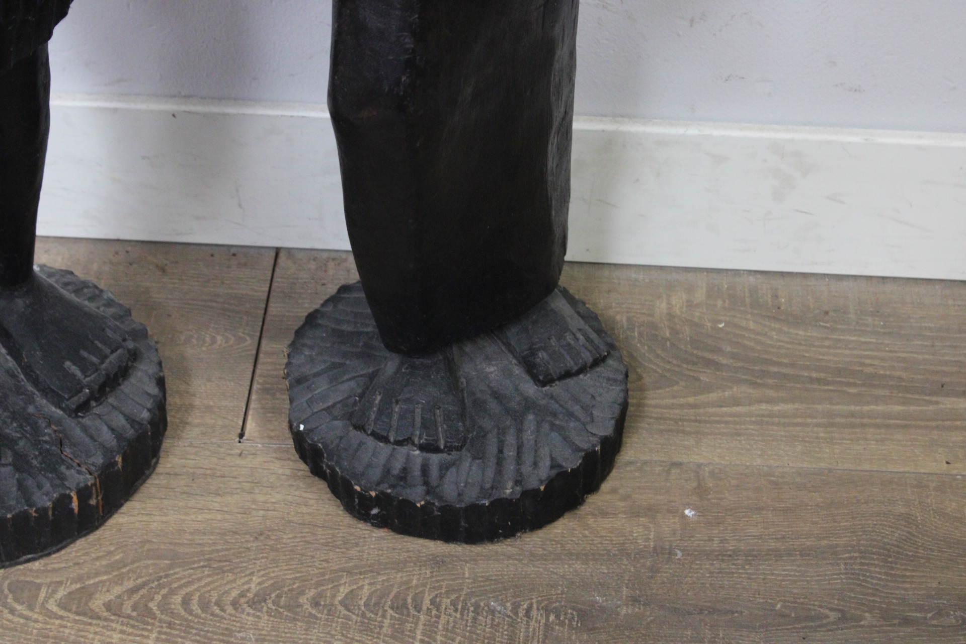 Grote Houten Afrikaanse beelden man en vrouw - 102 cm – foto 10 – kavel bij GSD Auctions, Zoeterwoude