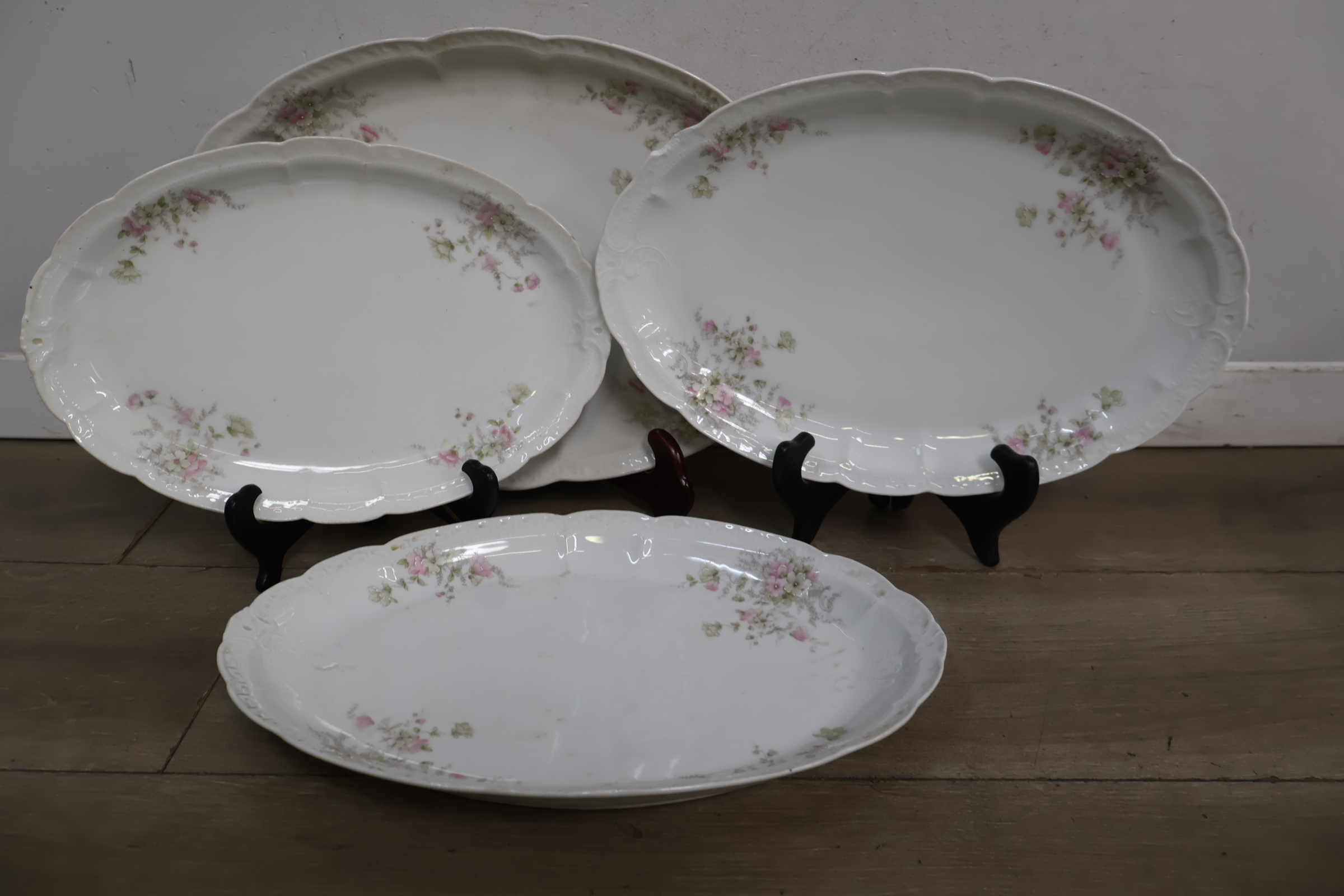 Groot Porselein servies met bloemenmotief - Orleans Bavaria – foto 6 – kavel bij GSD Auctions, Zoeterwoude