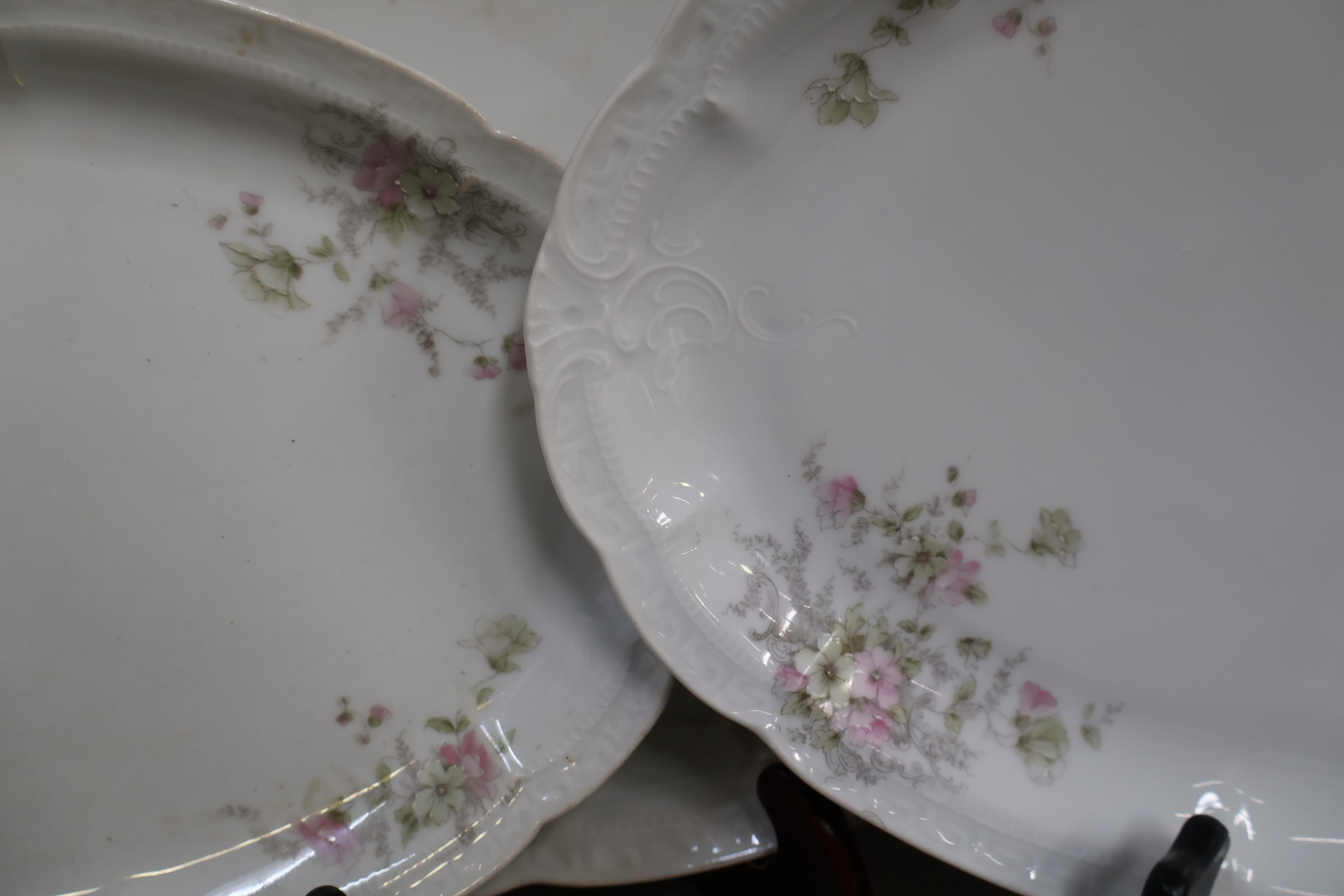 Groot Porselein servies met bloemenmotief - Orleans Bavaria – foto 8 – kavel bij GSD Auctions, Zoeterwoude