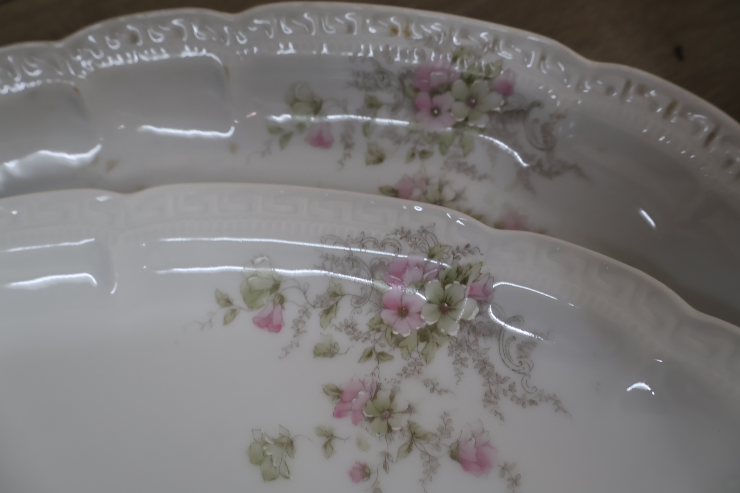 Groot Porselein servies met bloemenmotief - Orleans Bavaria – foto 9 – kavel bij GSD Auctions, Zoeterwoude