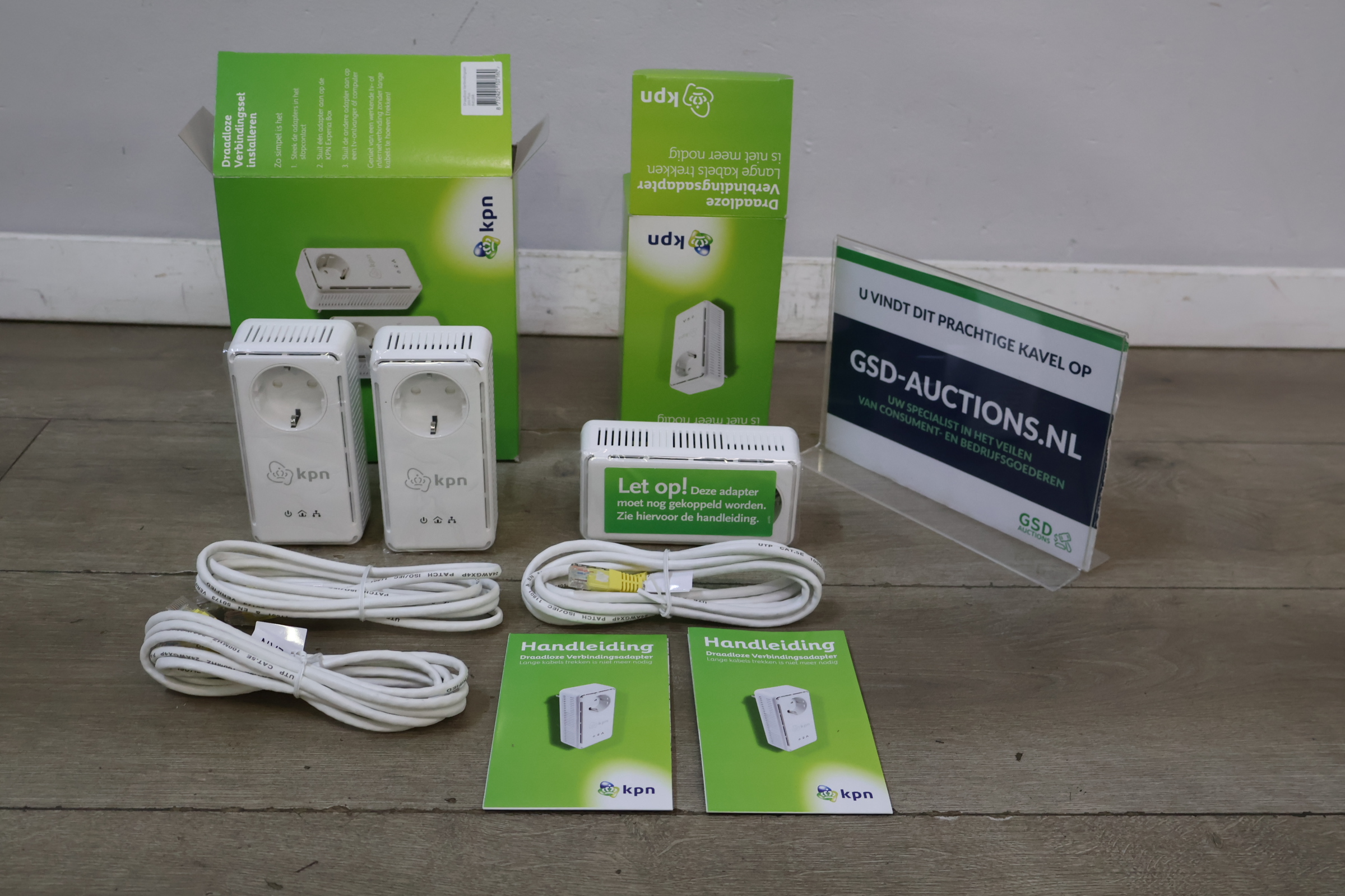 KPN Draadloze Verbindingsadapter met handleiding en kabels – foto 2 – kavel bij GSD Auctions, Zoeterwoude