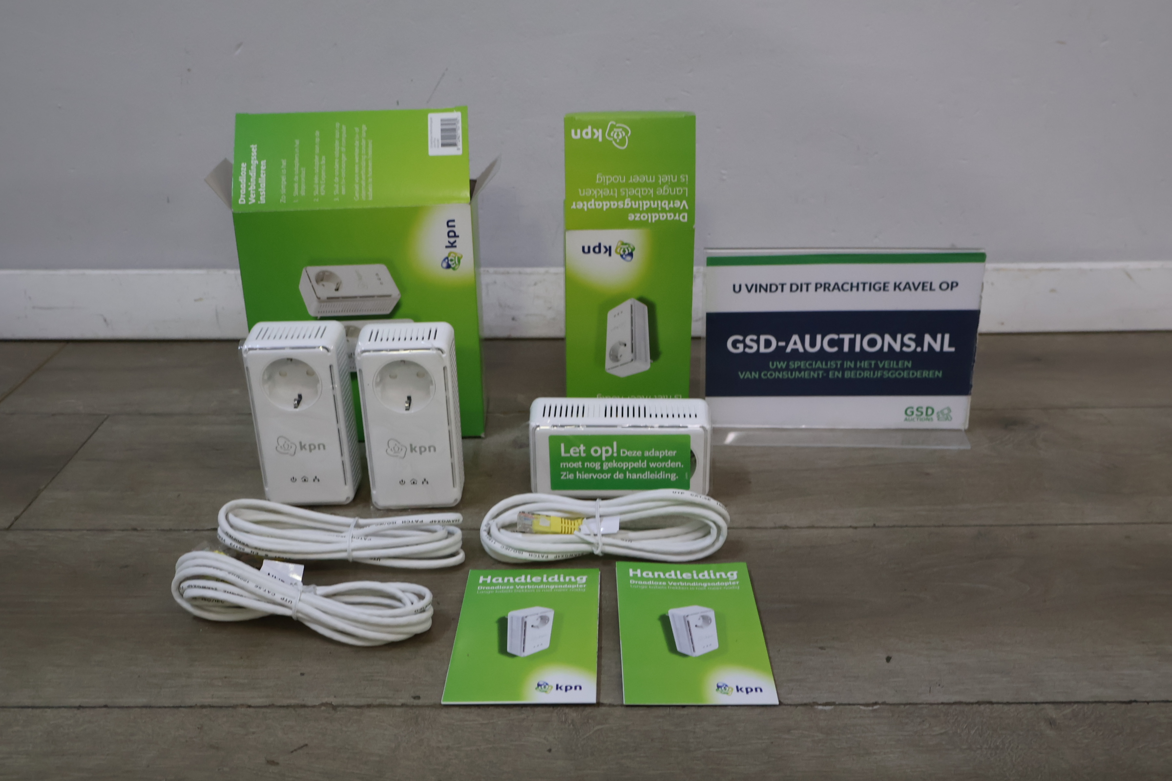 KPN Draadloze Verbindingsadapter met handleiding en kabels – foto 3 – kavel bij GSD Auctions, Zoeterwoude