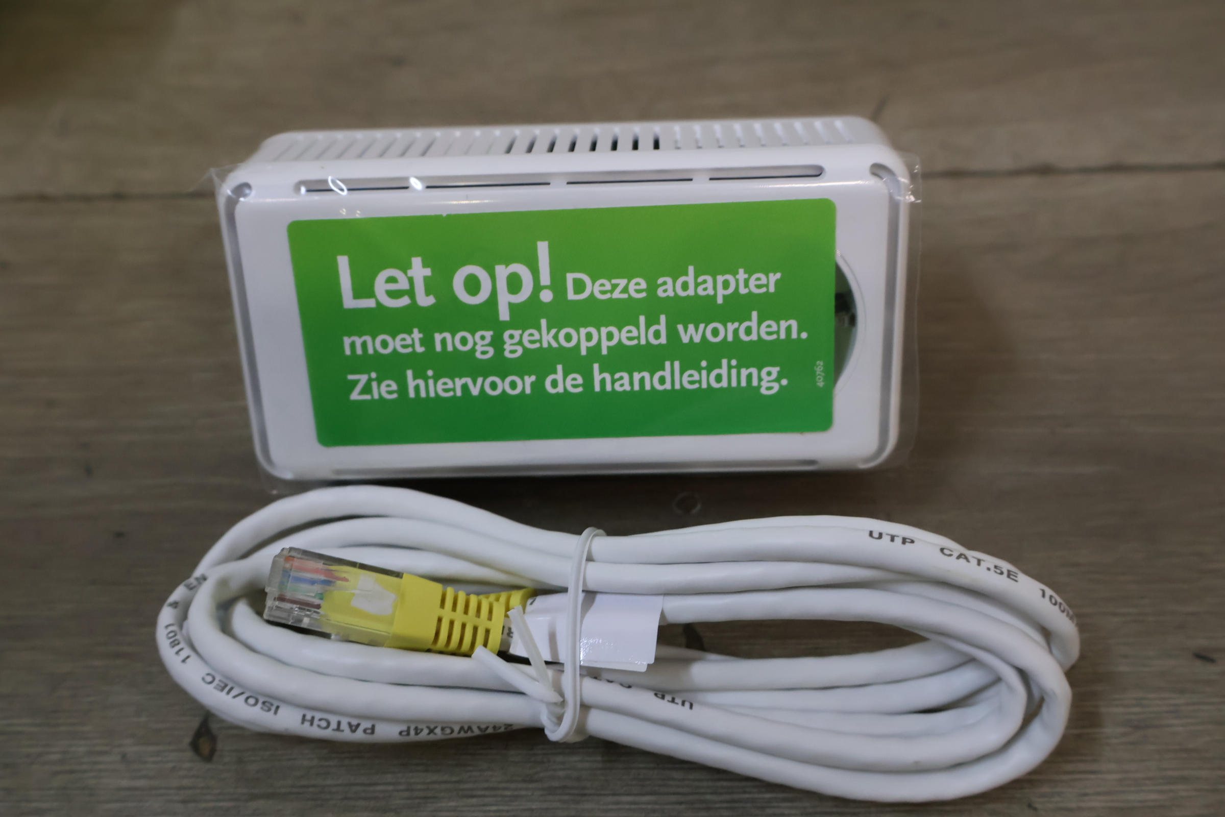 KPN Draadloze Verbindingsadapter met handleiding en kabels – foto 7 – kavel bij GSD Auctions, Zoeterwoude
