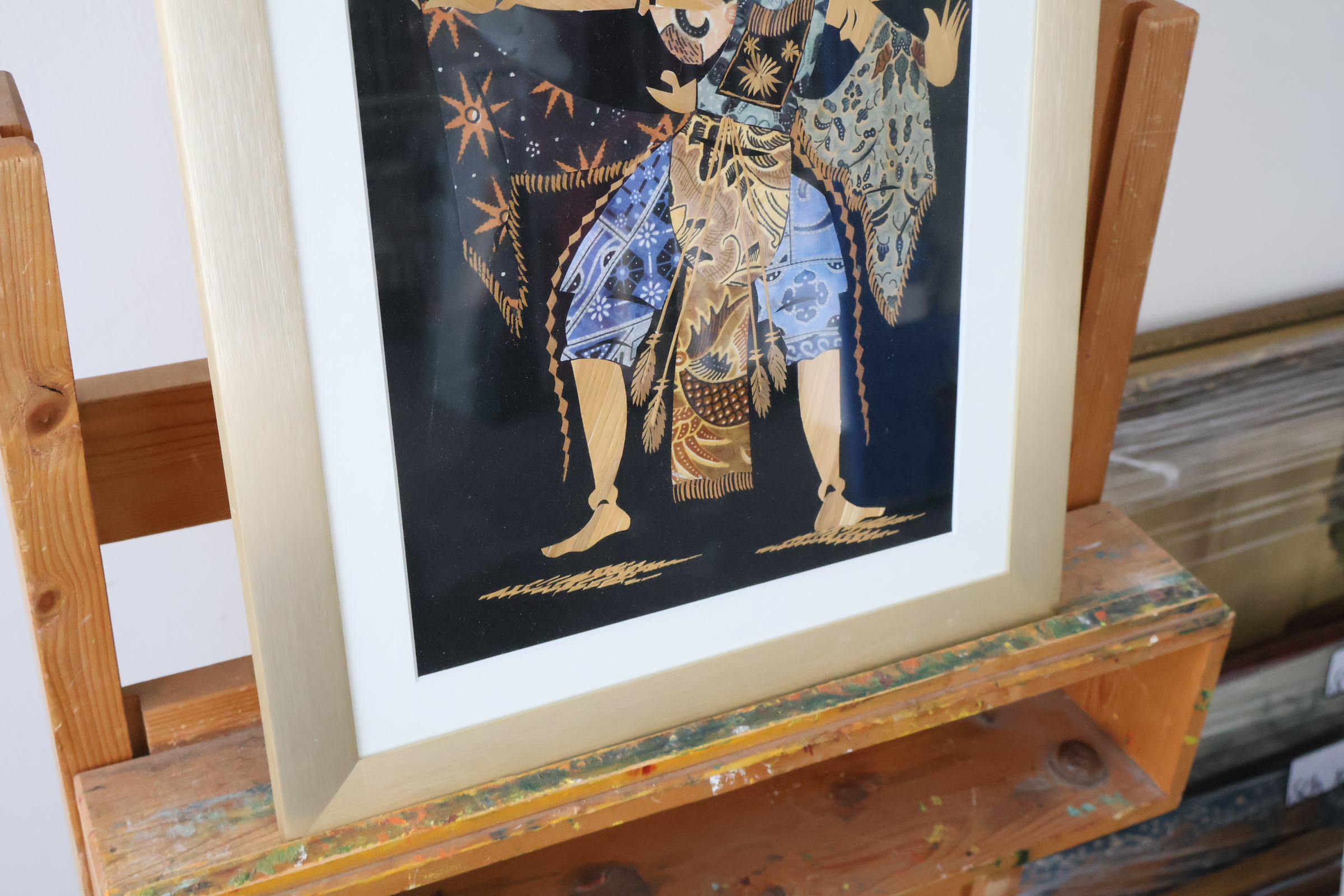 Ingelijst Batik kunstwerk – foto 4 – kavel bij GSD Auctions, Zoeterwoude