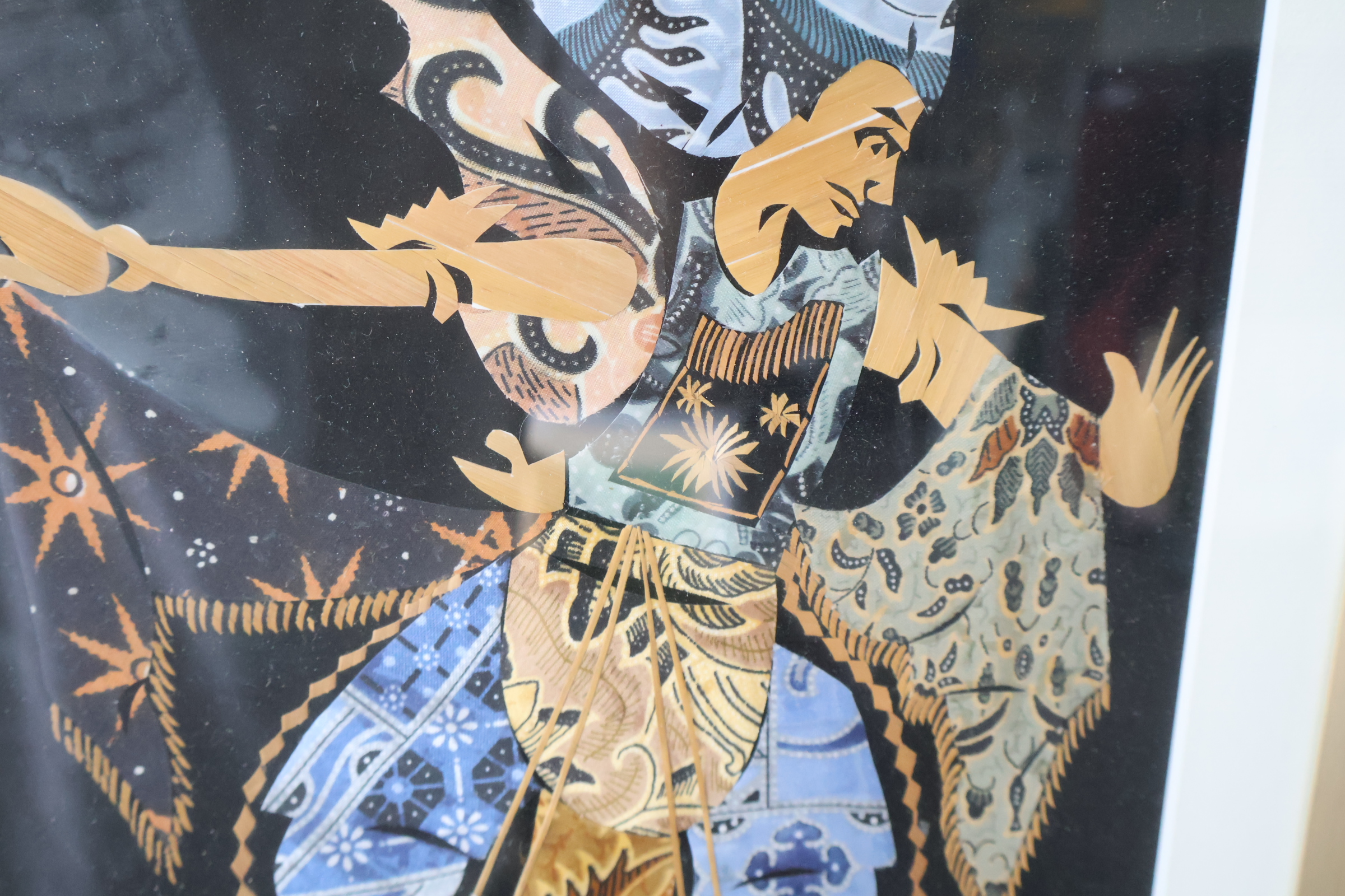 Ingelijst Batik kunstwerk – foto 6 – kavel bij GSD Auctions, Zoeterwoude