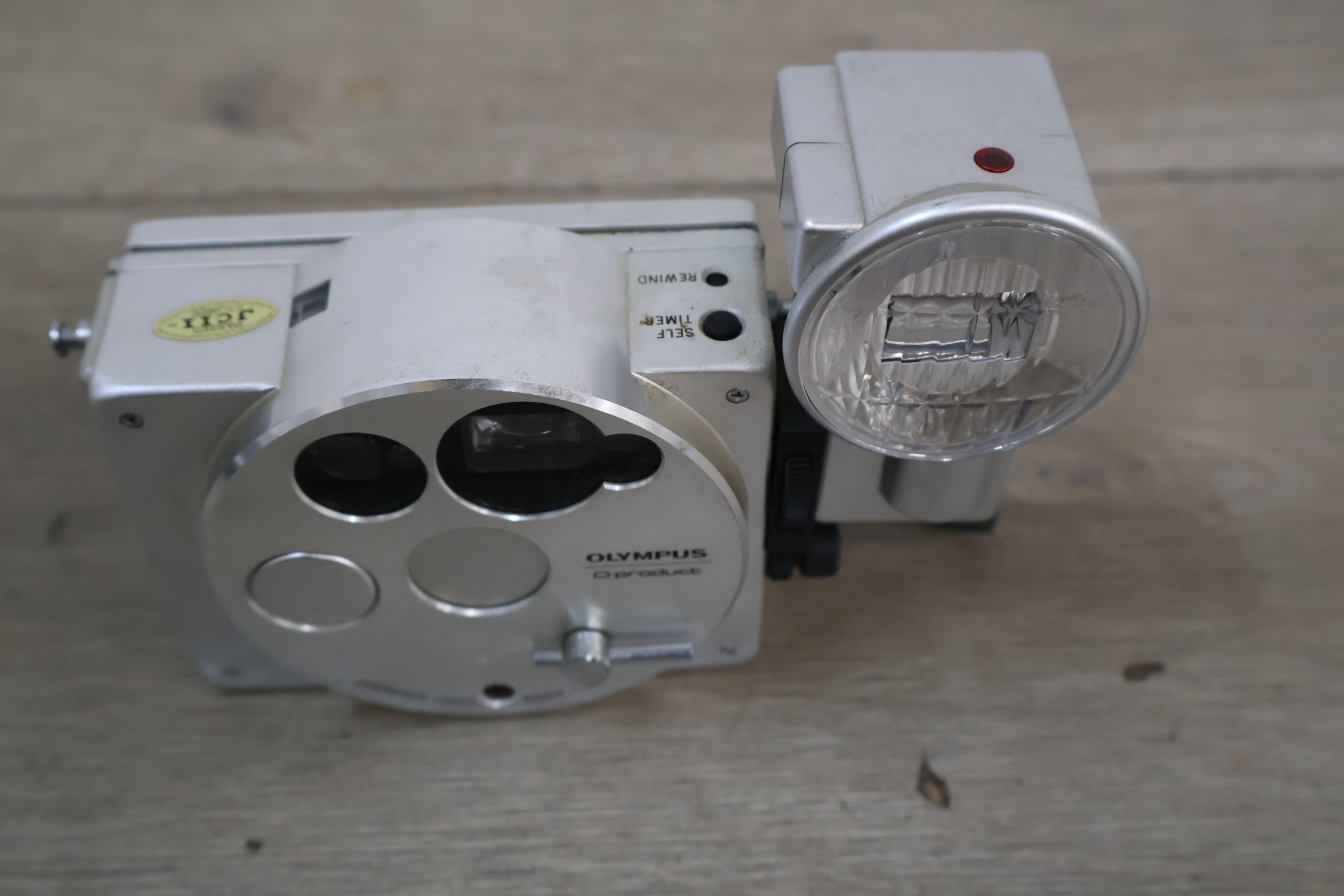 Olympus O-product vintage camera met flitser – foto 4 – kavel bij GSD Auctions, Zoeterwoude