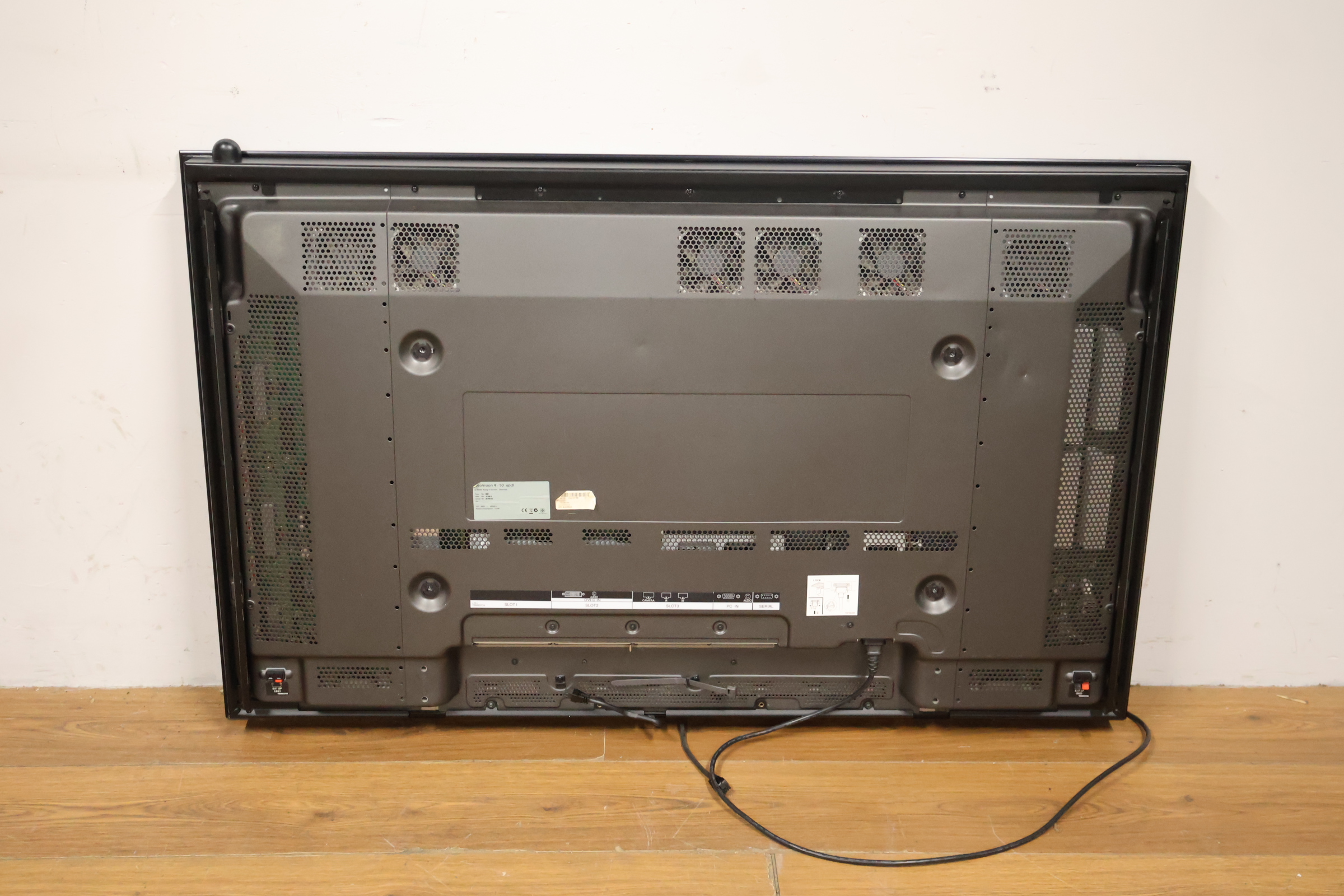 Bang & Olufsen televisie - Beovision 5 - 50 updl – foto 6 – kavel bij GSD Auctions, Zoeterwoude