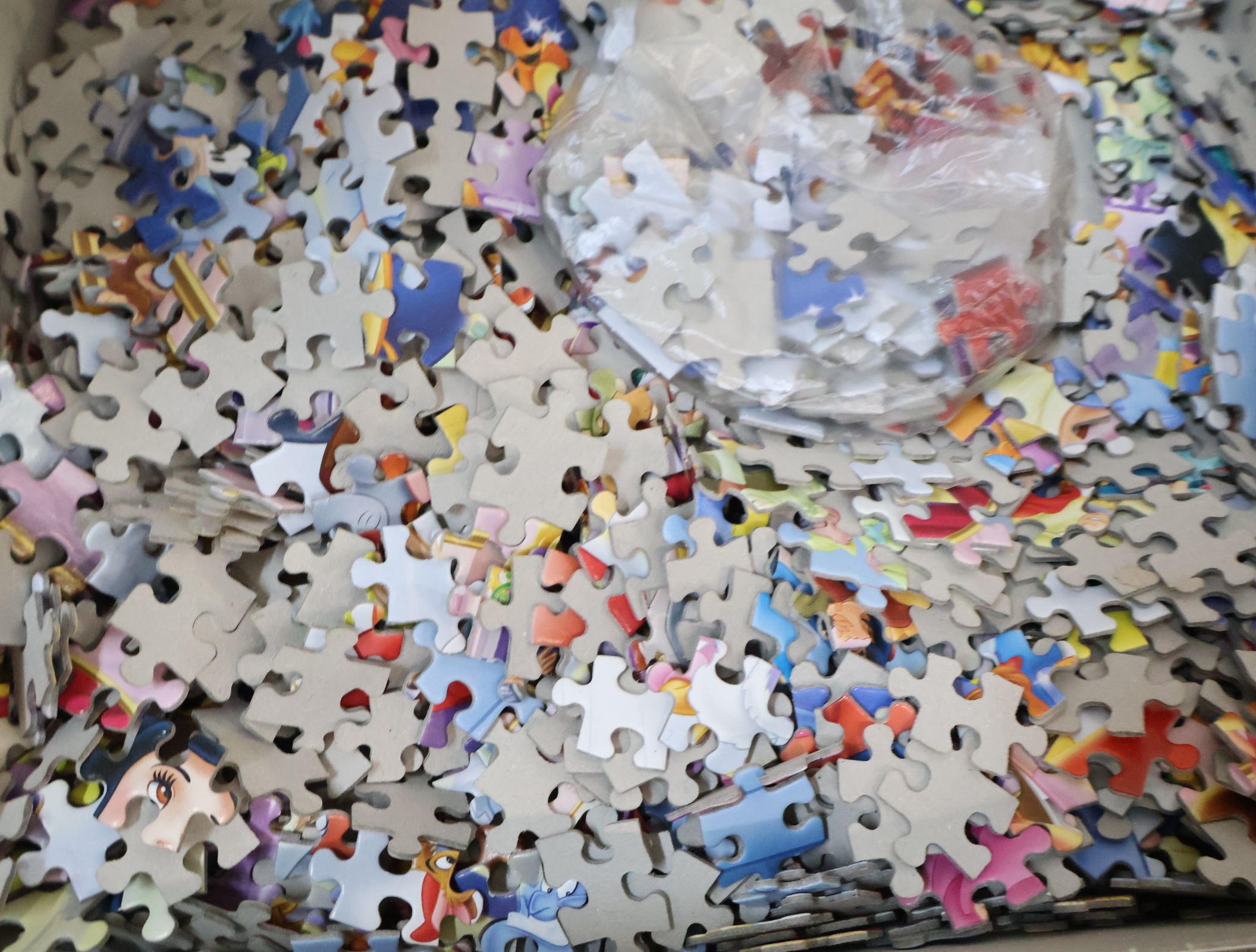 Set van 5 Disney Puzzels van 1000 stukjes – foto 6 – kavel bij GSD Auctions, Zoeterwoude