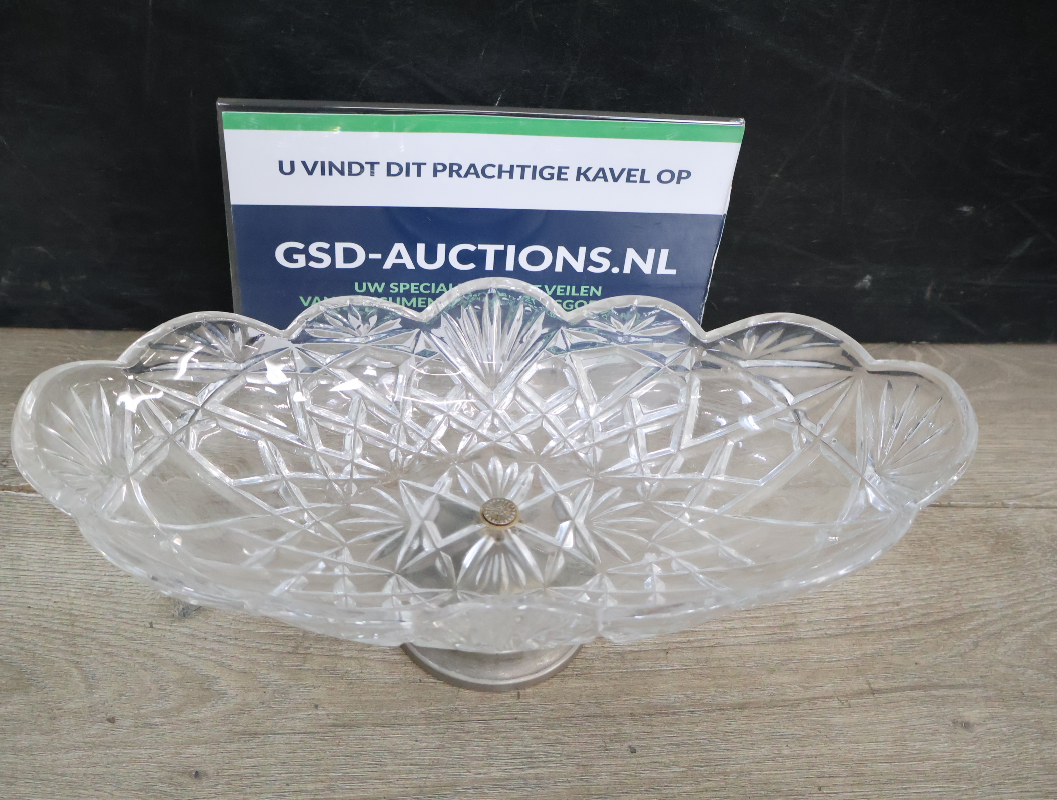 Kristallen schaal op Verzilverde voet – foto 2 – kavel bij GSD Auctions, Zoeterwoude