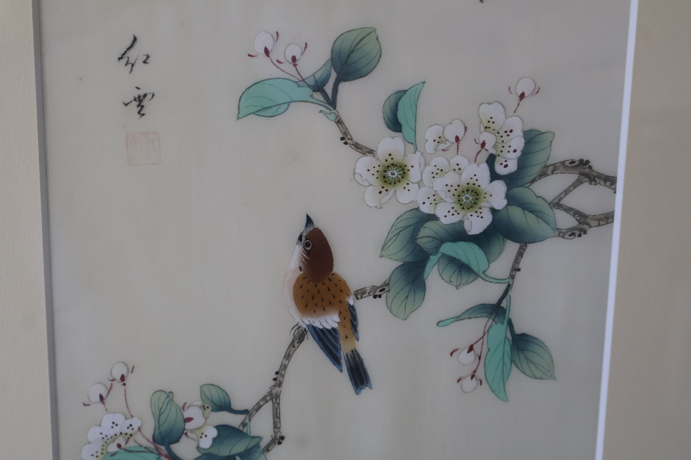 Ingelijste Chinese schilderijen met vogels en bloemen – foto 6 – kavel bij GSD Auctions, Zoeterwoude