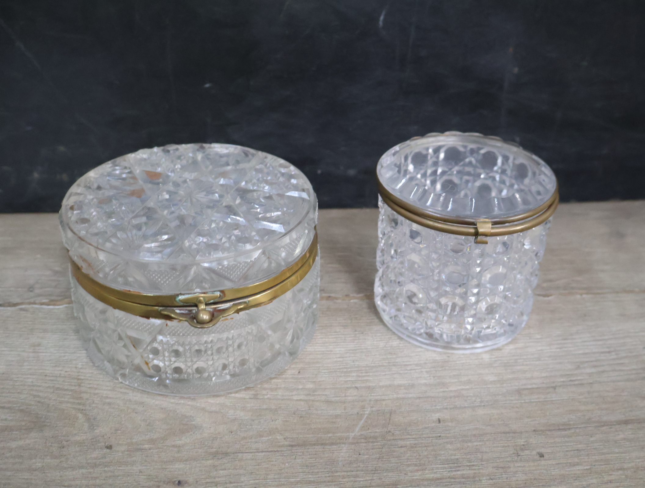 Twee kristallen doosjes met deksels – foto 4 – kavel bij GSD Auctions, Zoeterwoude