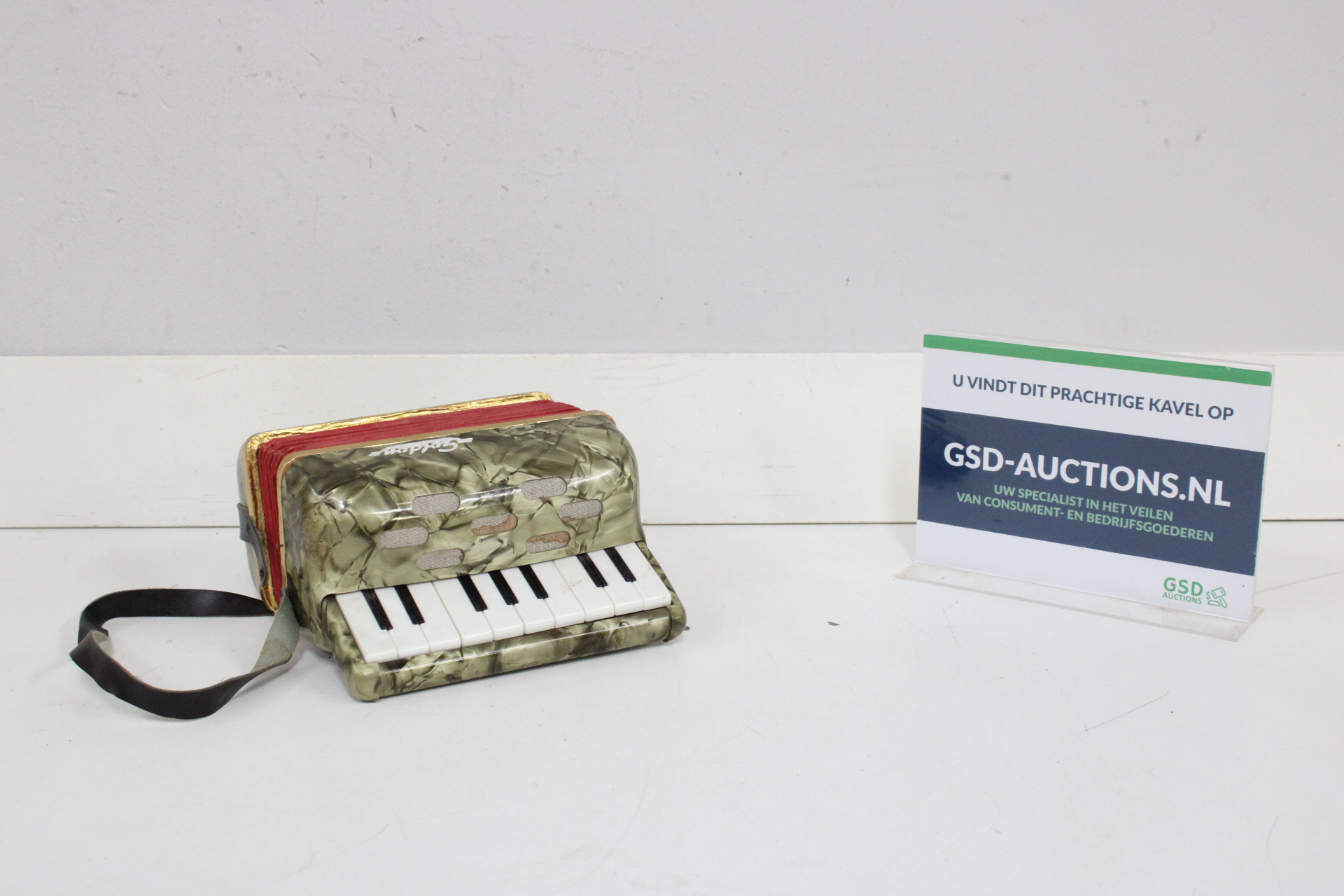Kinderaccordeon – kavel bij GSD Auctions, Zoeterwoude