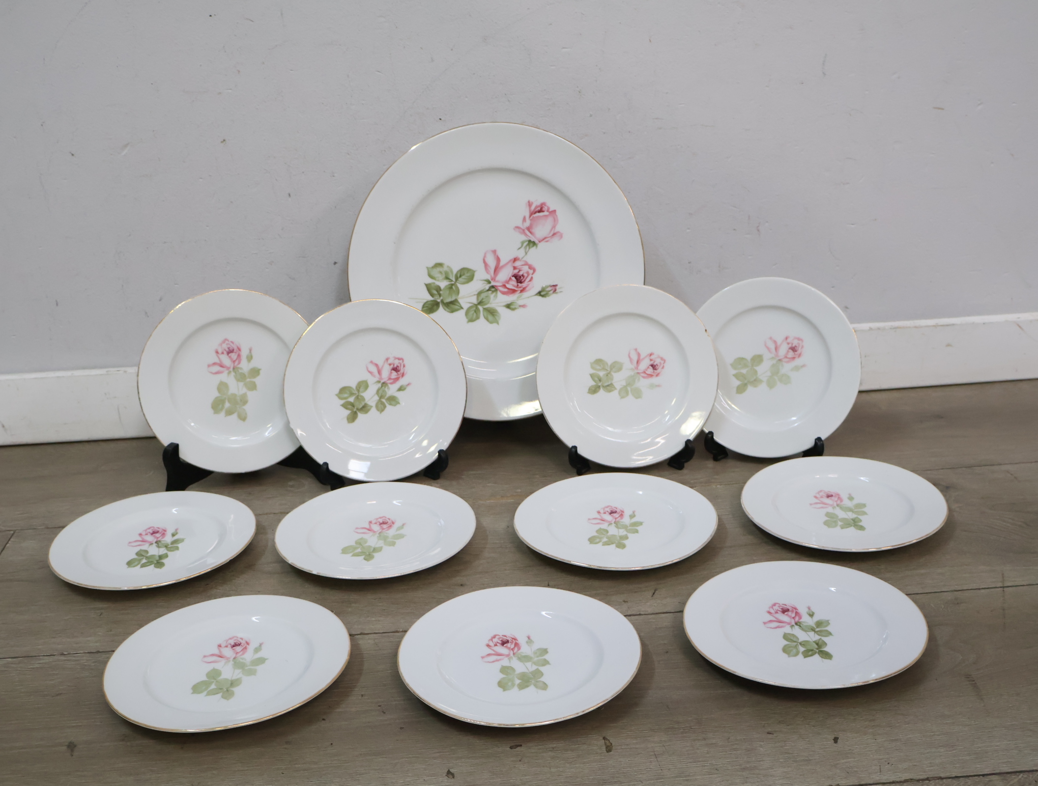 Serviesset met rozenmotief – foto 3 – kavel bij GSD Auctions, Zoeterwoude