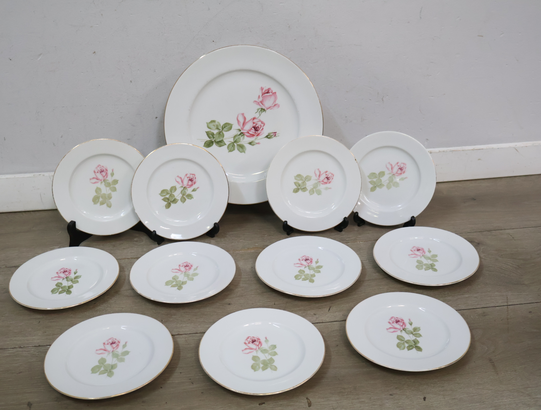 Serviesset met rozenmotief – foto 4 – kavel bij GSD Auctions, Zoeterwoude