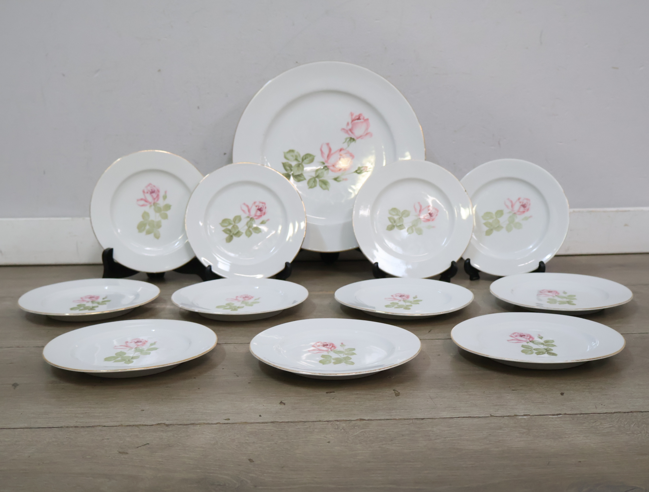 Serviesset met rozenmotief – foto 6 – kavel bij GSD Auctions, Zoeterwoude