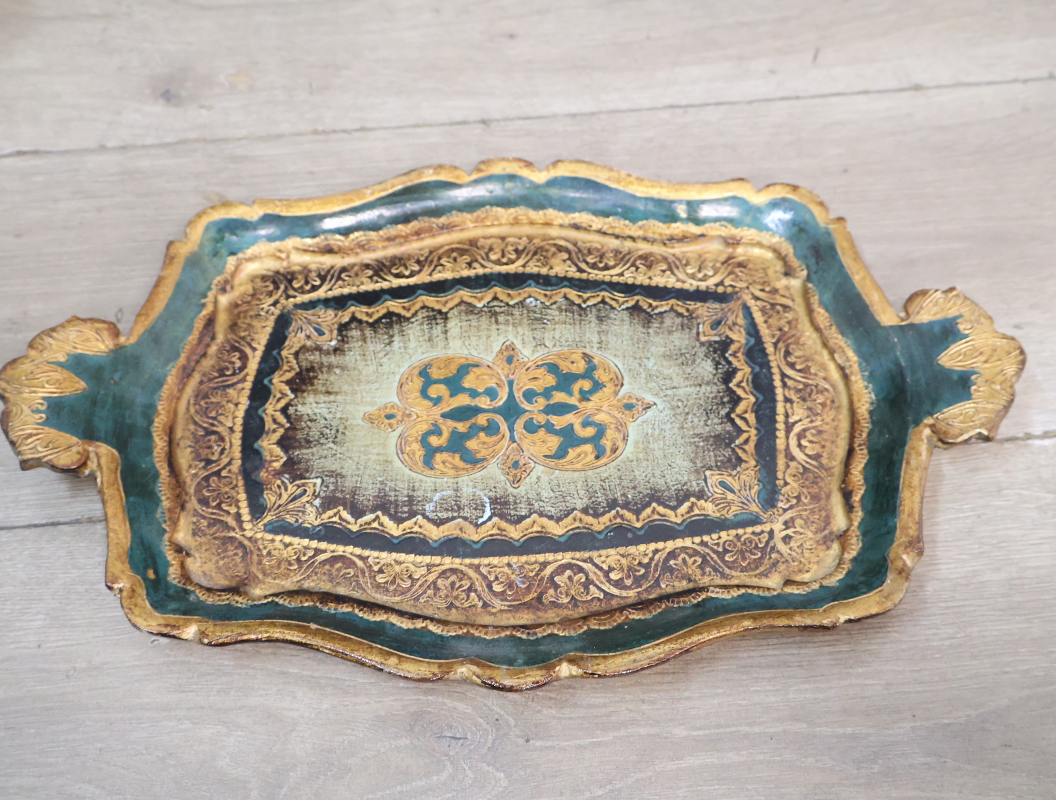 Set kristallen wijnglazen met sierlijke schaal – foto 5 – kavel bij GSD Auctions, Zoeterwoude