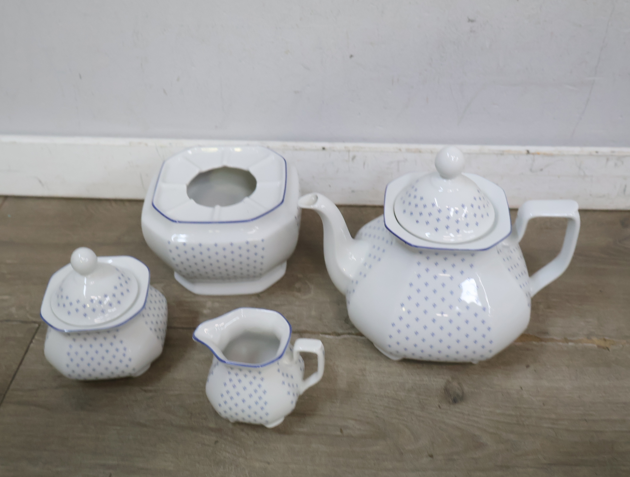 Vintage W.Germany servies met theepot en kopjes – foto 10 – kavel bij GSD Auctions, Zoeterwoude